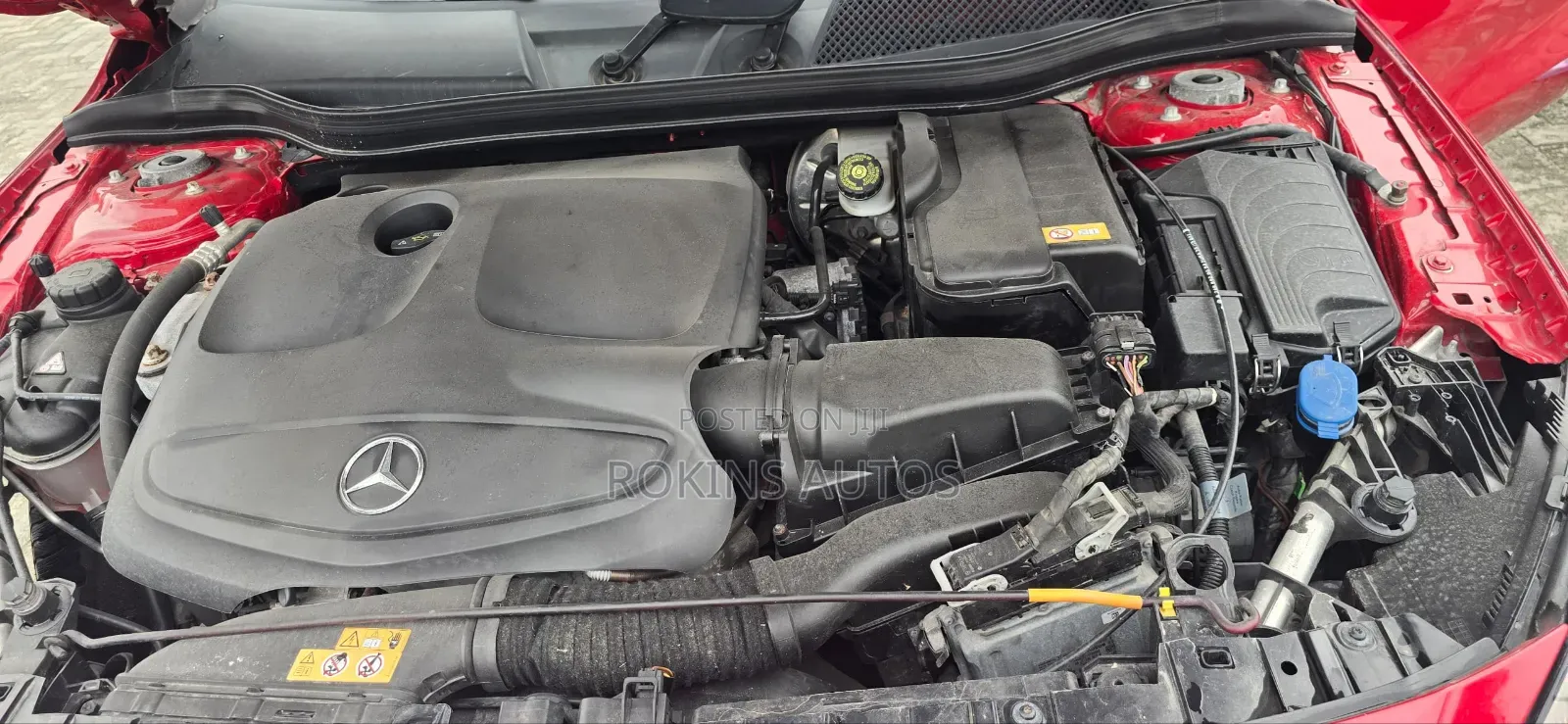 Mercedes-Benz GLA 250 2016 Red