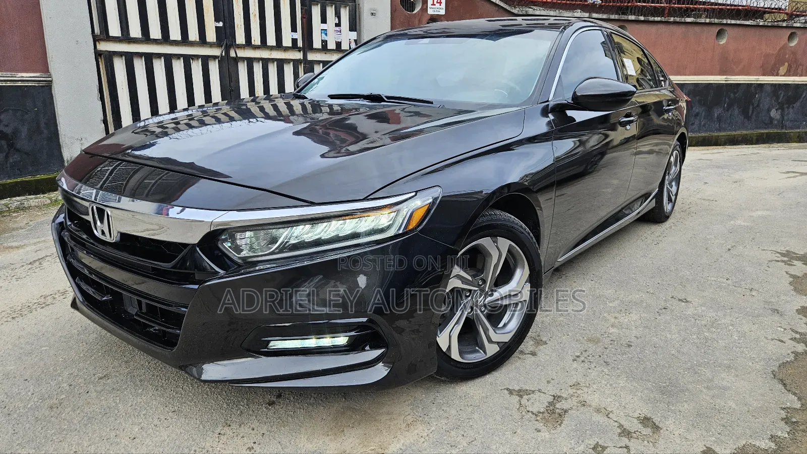 Honda Accord Touring 2.0T 2018 Brown