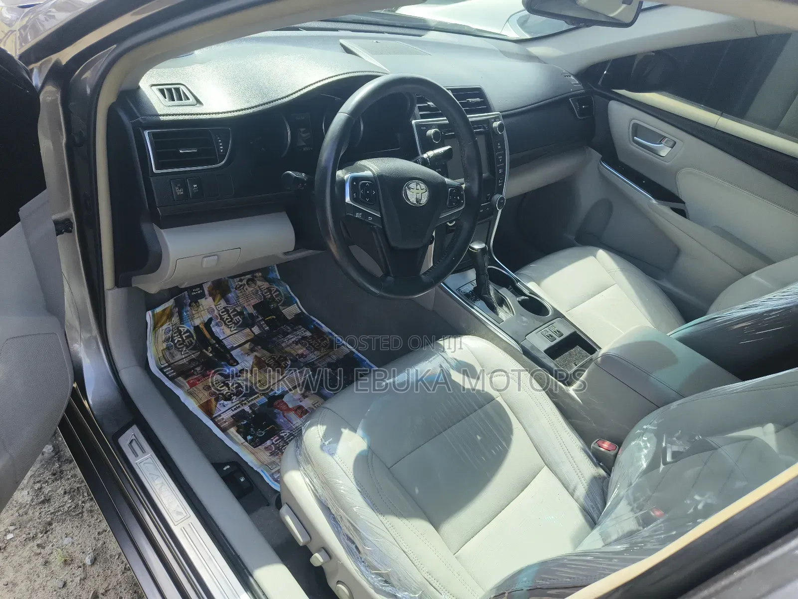 Toyota Camry XLE 4dr Sedan (2.5L 4cyl 6A) 2017 Gray