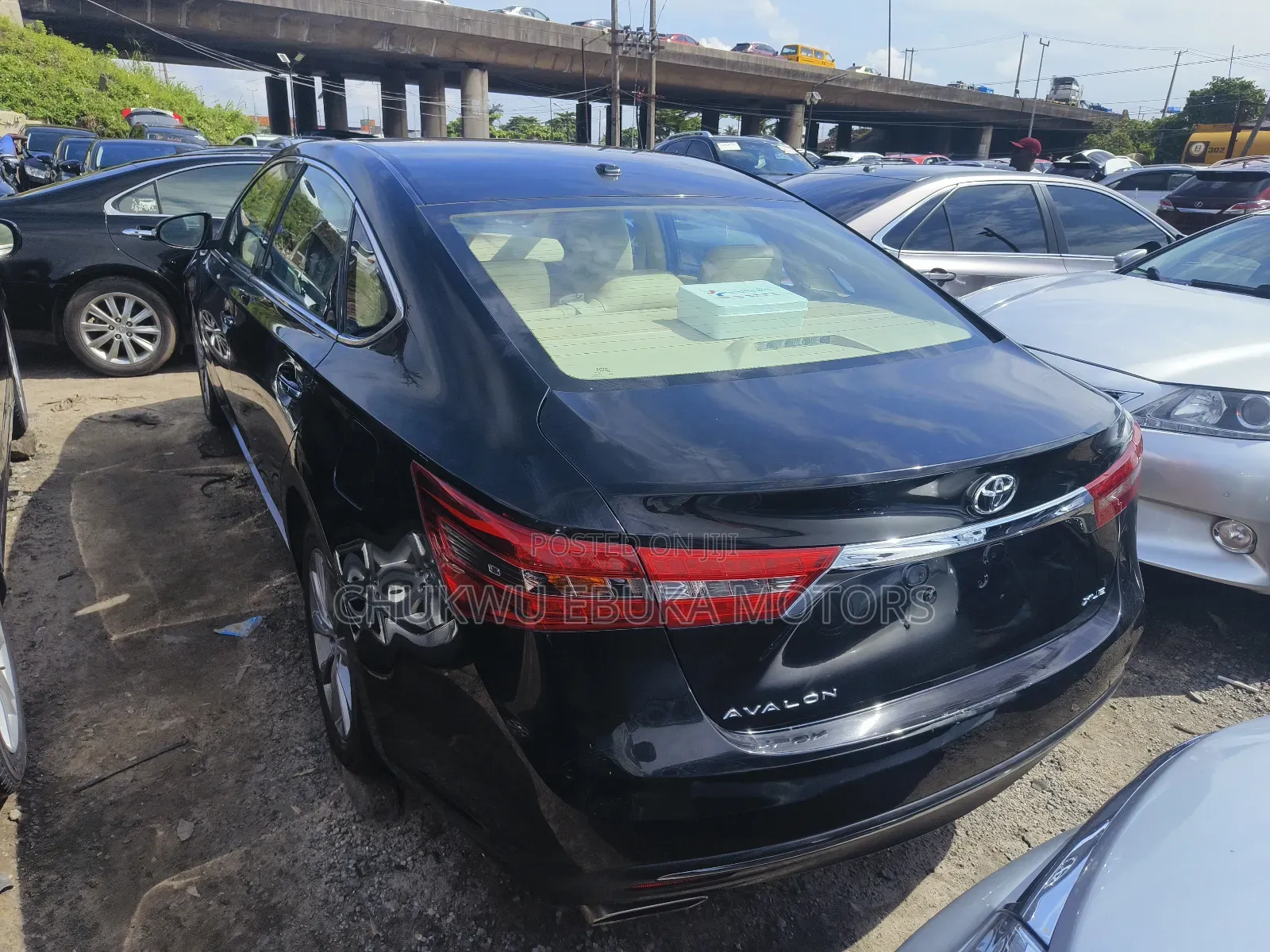 Toyota Avalon XLE FWDSedan (3.6L 6cyl 6A) 2016 Black
