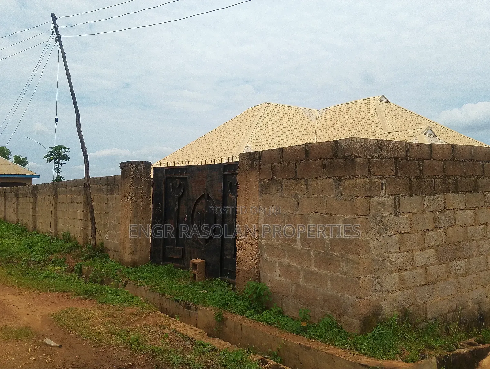 4bdrm Bungalow in Araromi Community, Ilorin South for sale