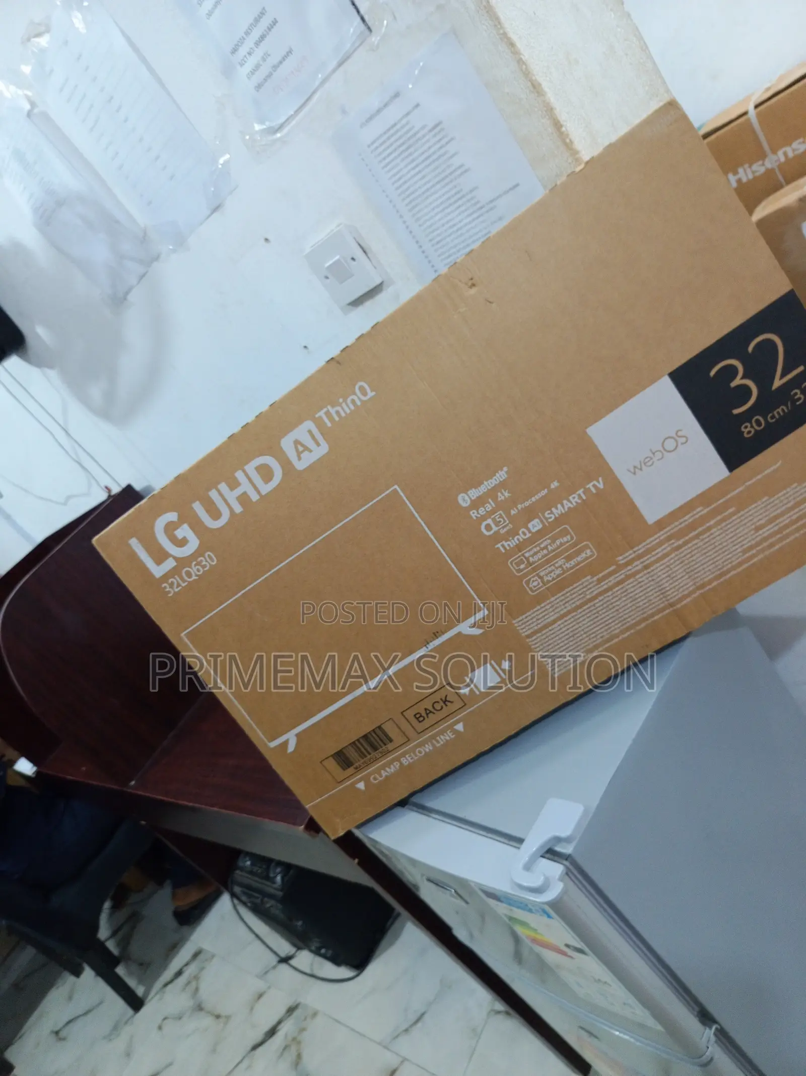 Lg 32" Smart Tv – Perfect for Bedrooms