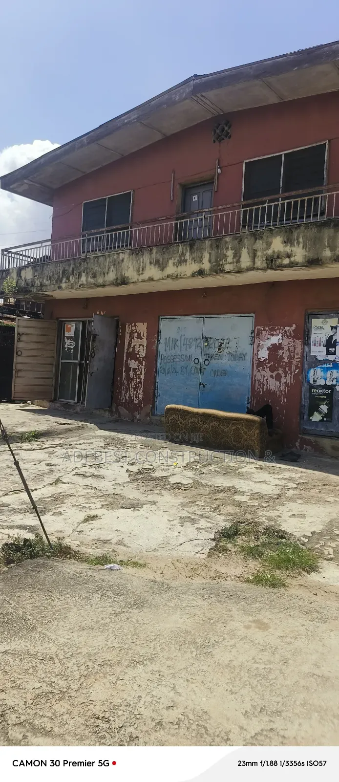 3bdrm Block of Flats in New Garage / Ojota for sale