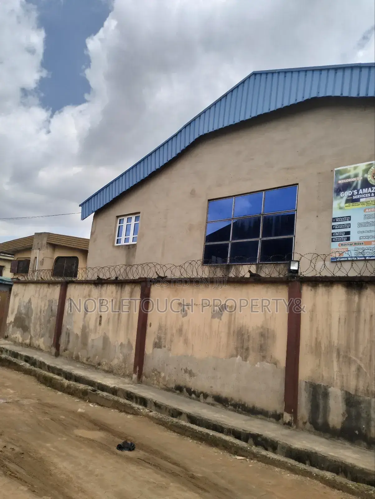 Structure Suitable for Any Commercial Purpose With Cofo