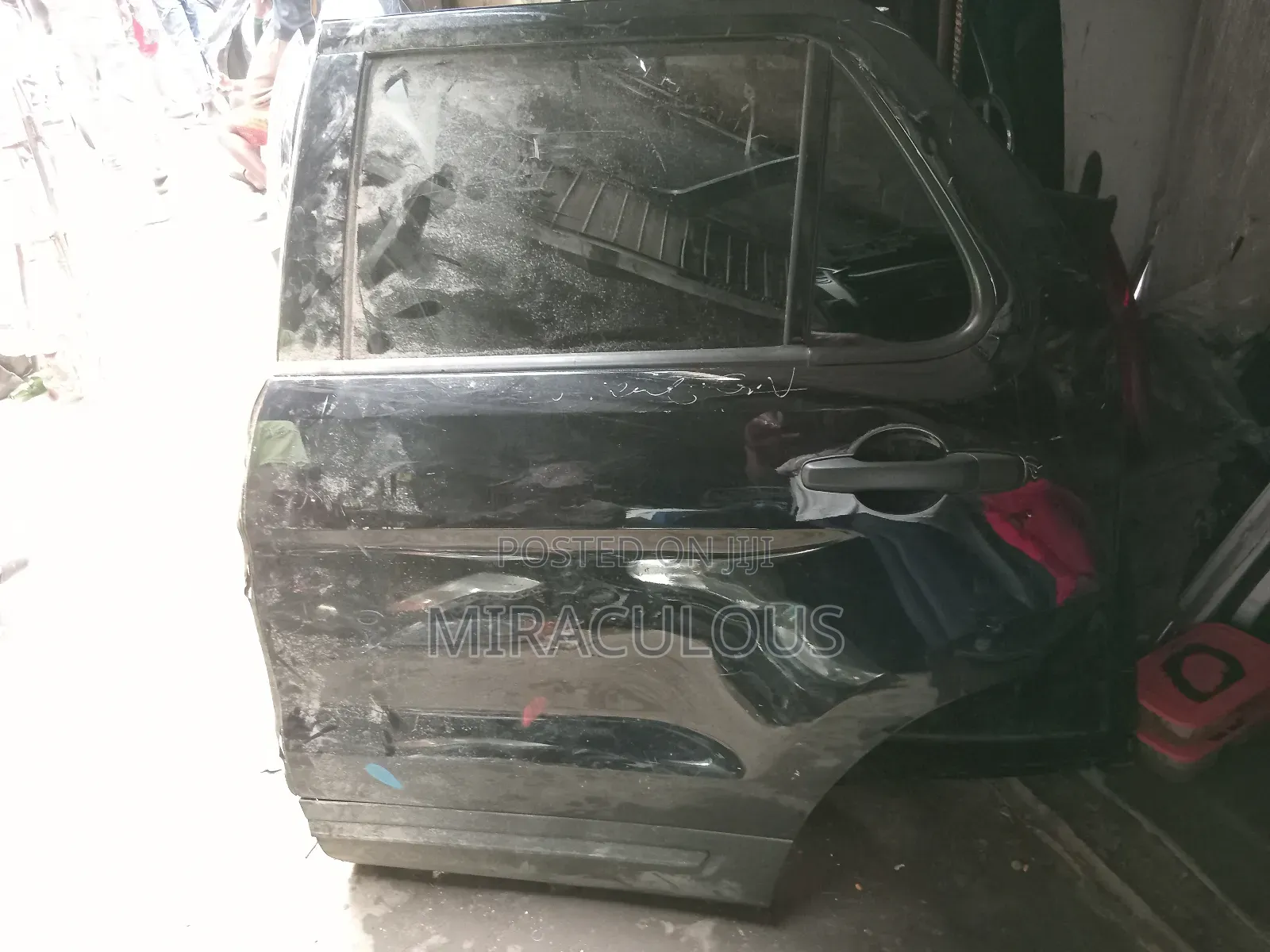 Ford Explorer 2017 Backdoor