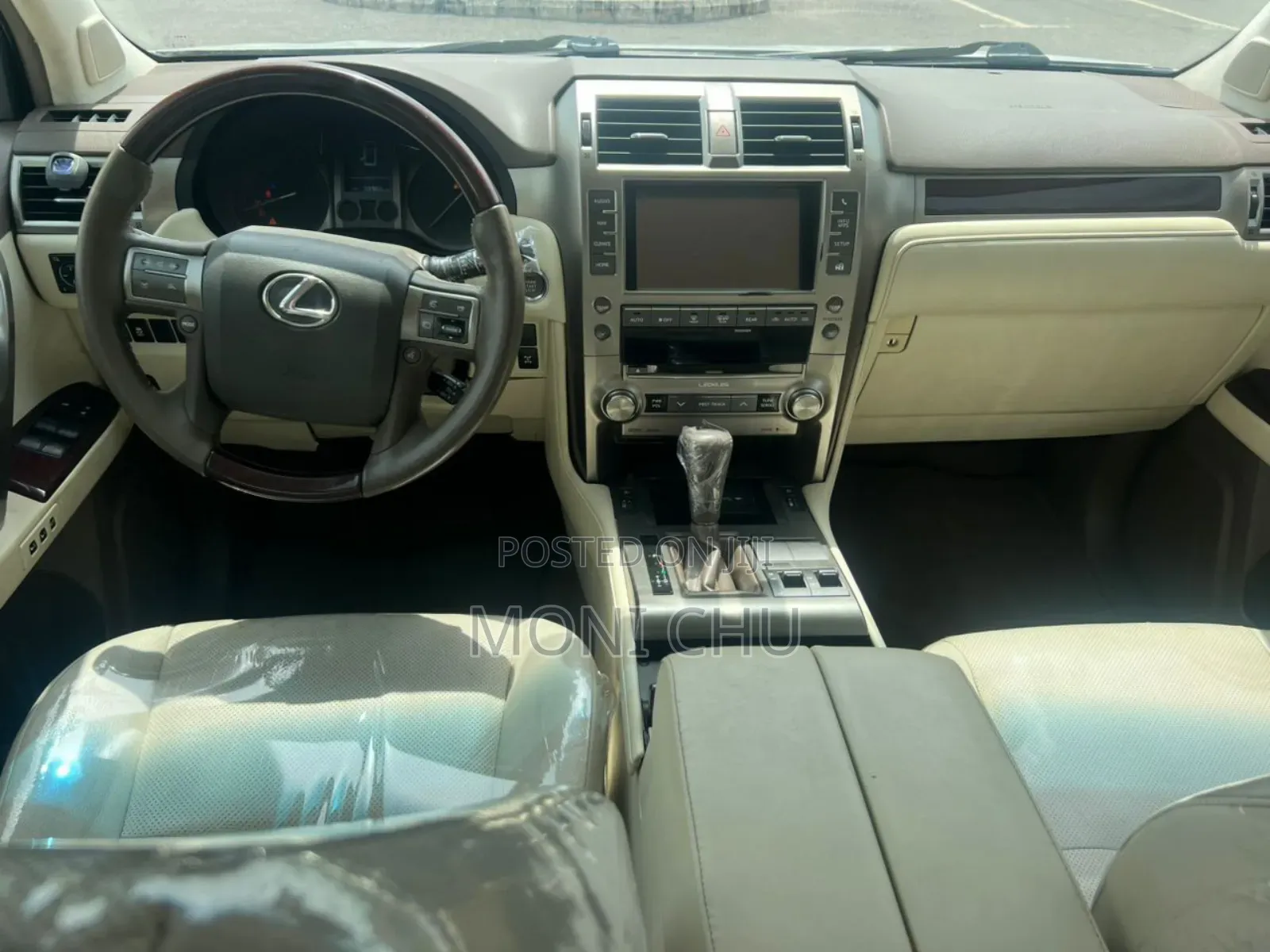 Lexus GX 2019 White