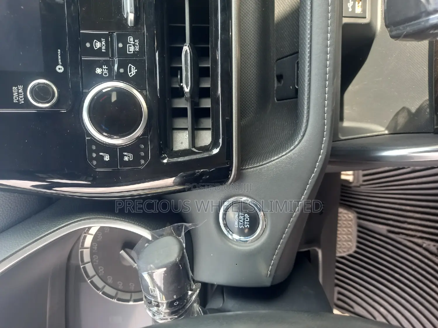 Toyota Highlander 2022 Gray