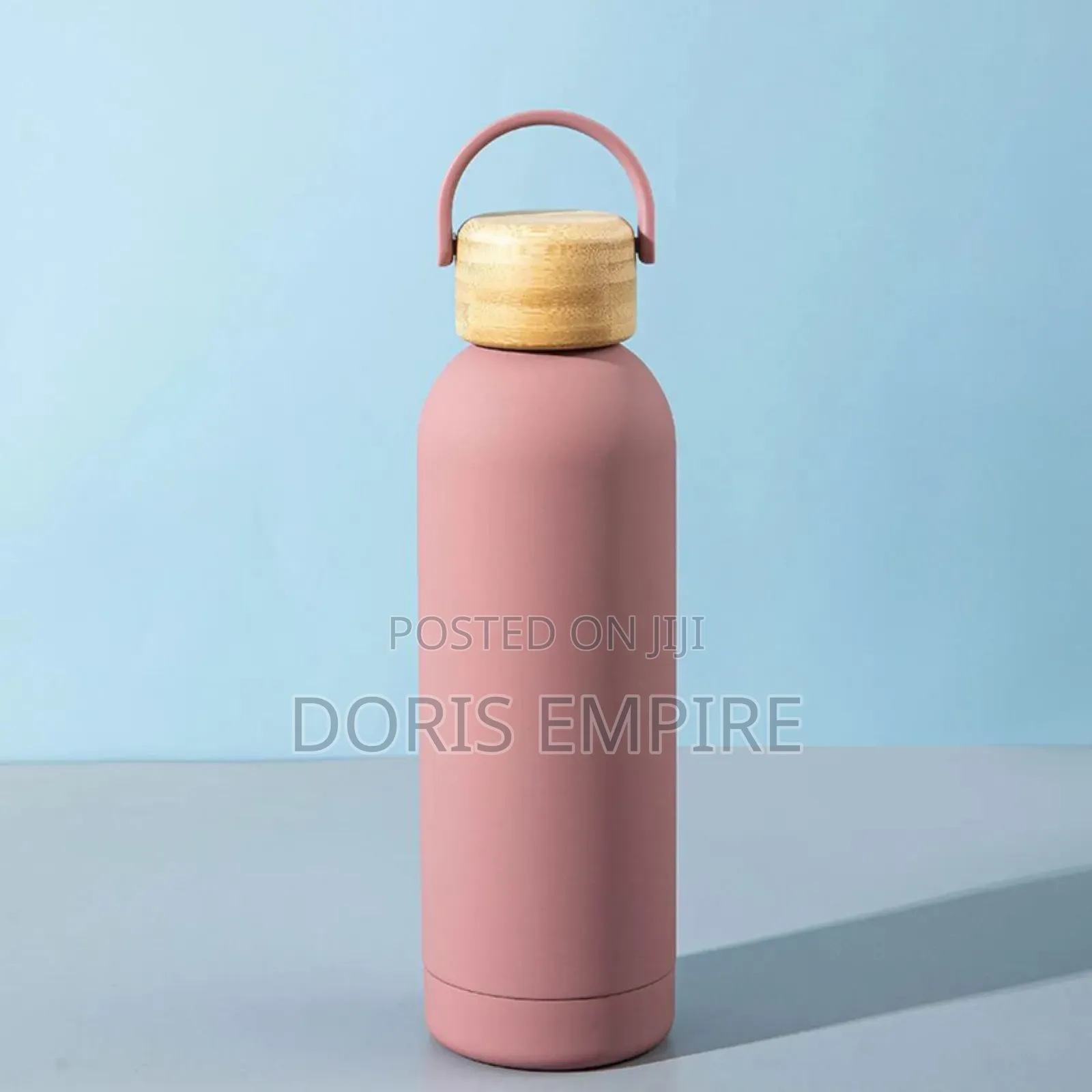750ml Soft Touch Insulated Double Wall Vacuum Flask With Bamboo.