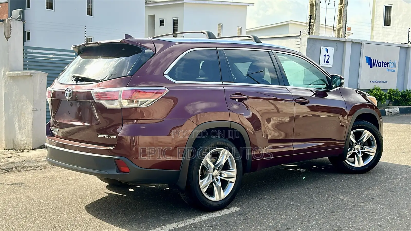 Toyota Highlander Limited 4dr SUV AWD (3.5L 6cyl 6A) 2014 Burgundy