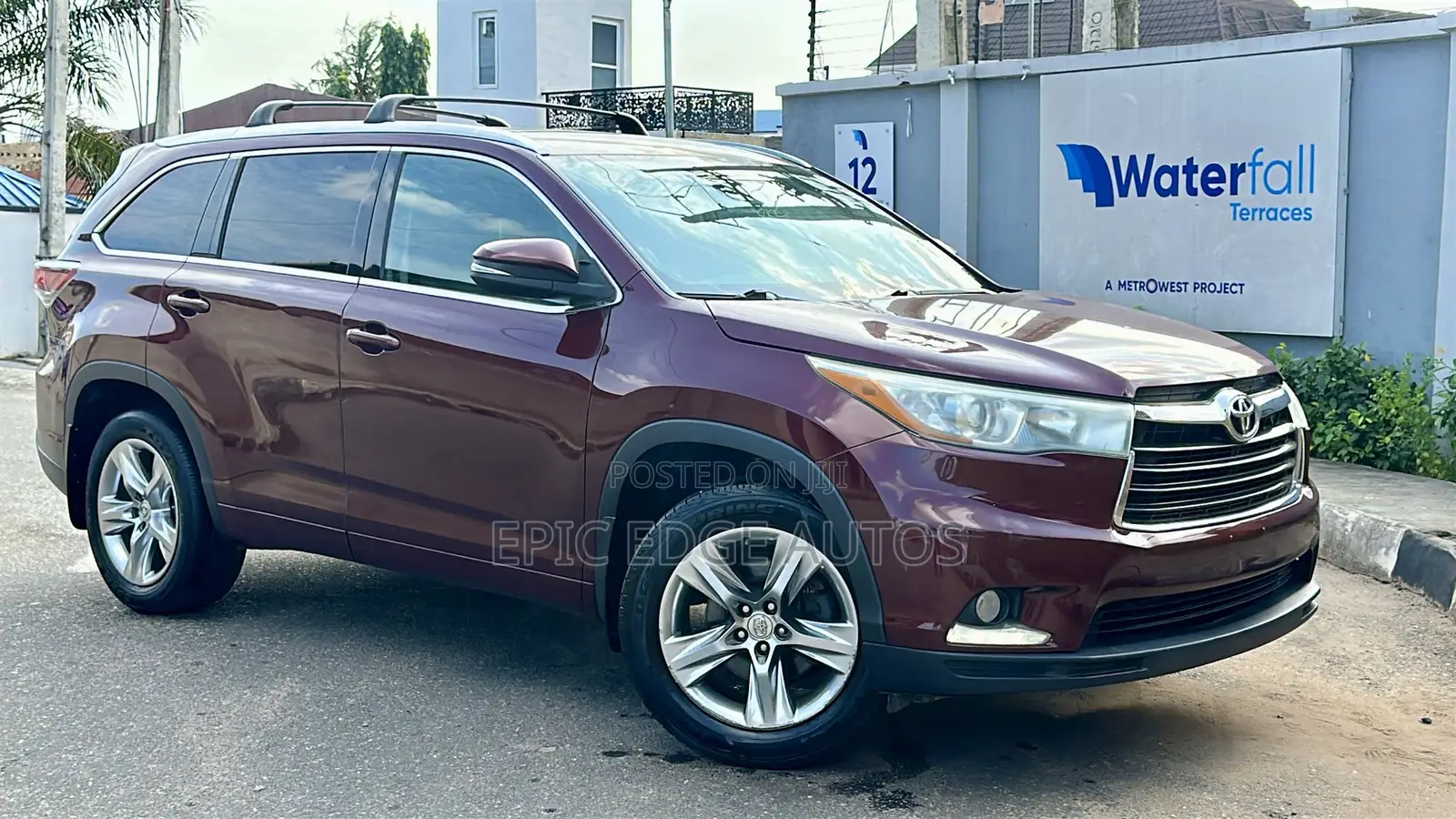 Toyota Highlander Limited 4dr SUV AWD (3.5L 6cyl 6A) 2014 Burgundy