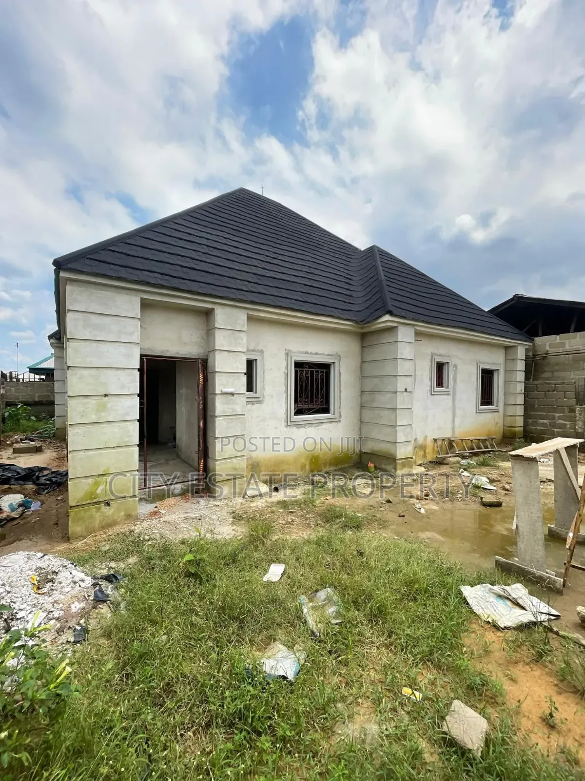 3bdrm Bungalow in Port-Harcourt for sale