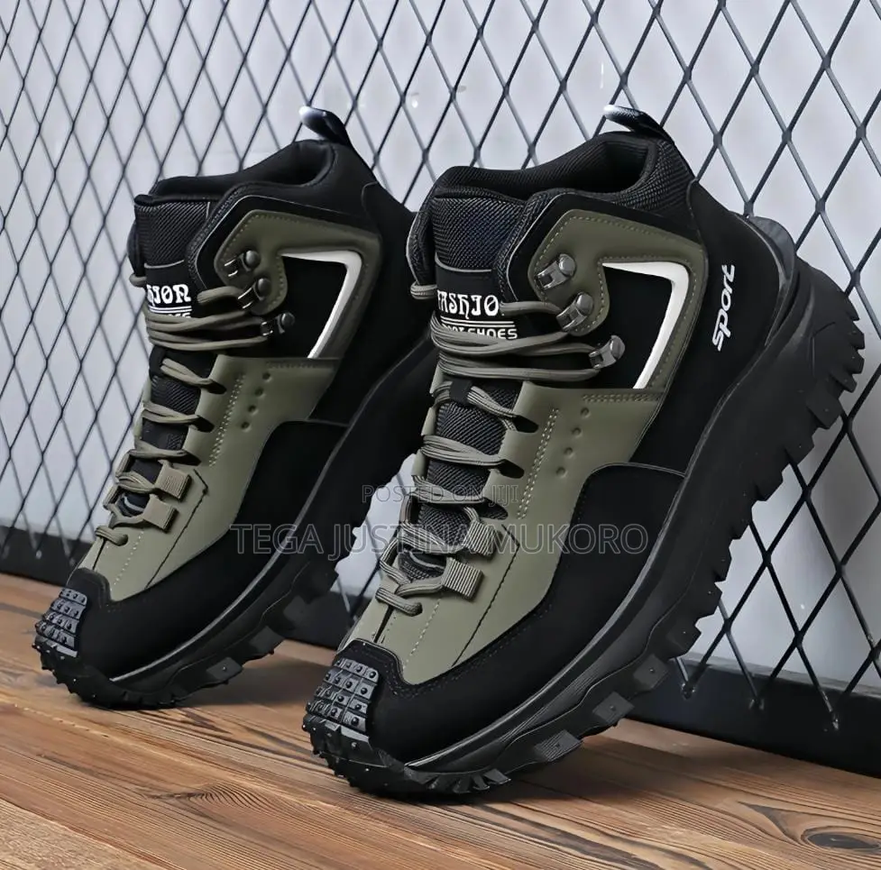 New Quality Fashion Sneakers