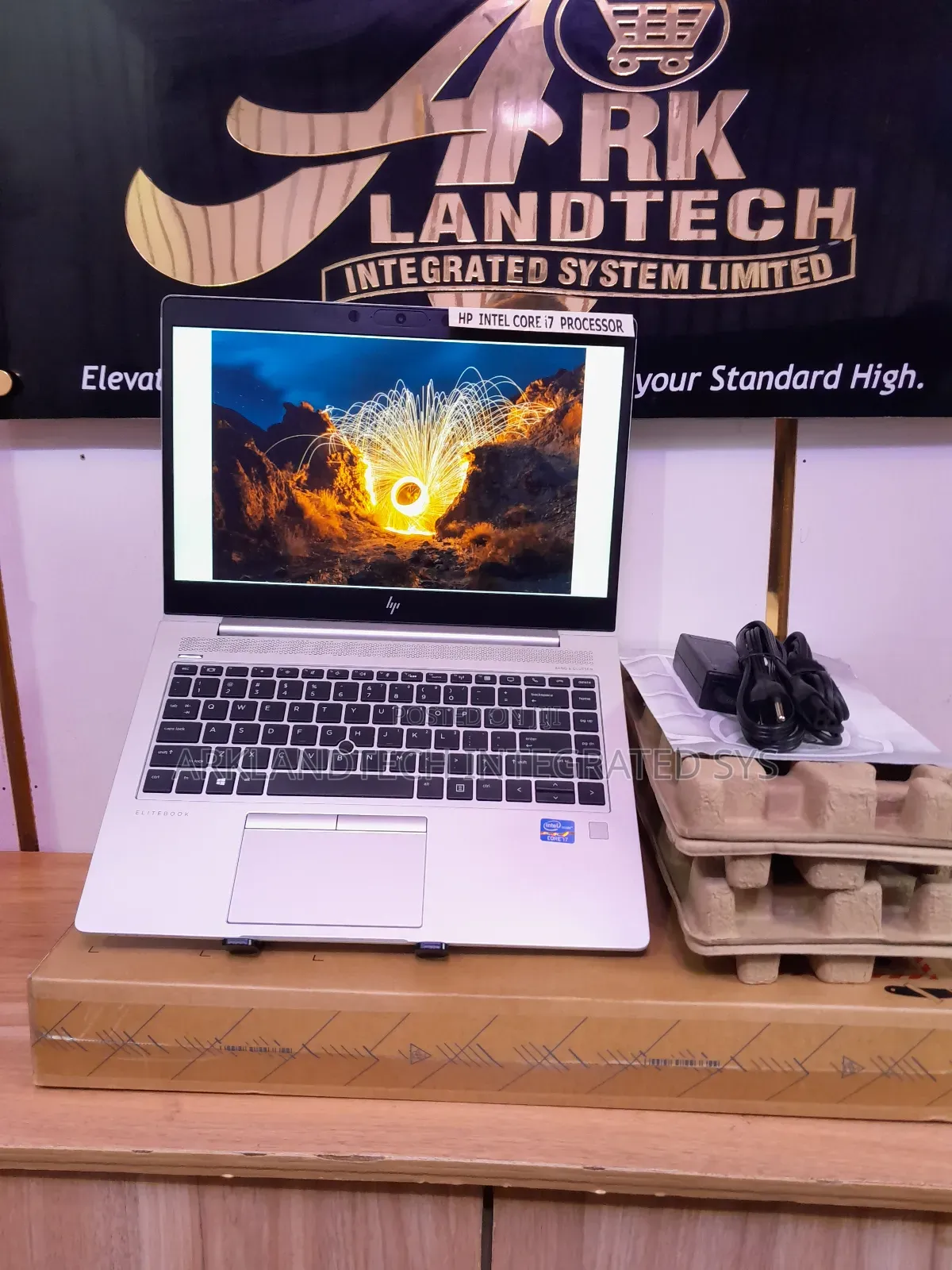 New Laptop HP EliteBook 8530P 12GB Intel Core I7 SSD 256GB