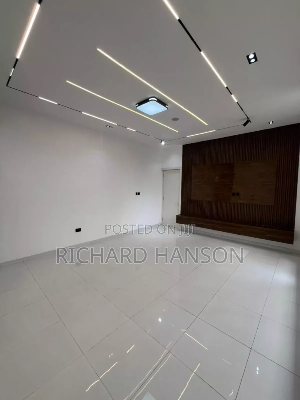 5bdrm Duplex in Inside Ajah for sale