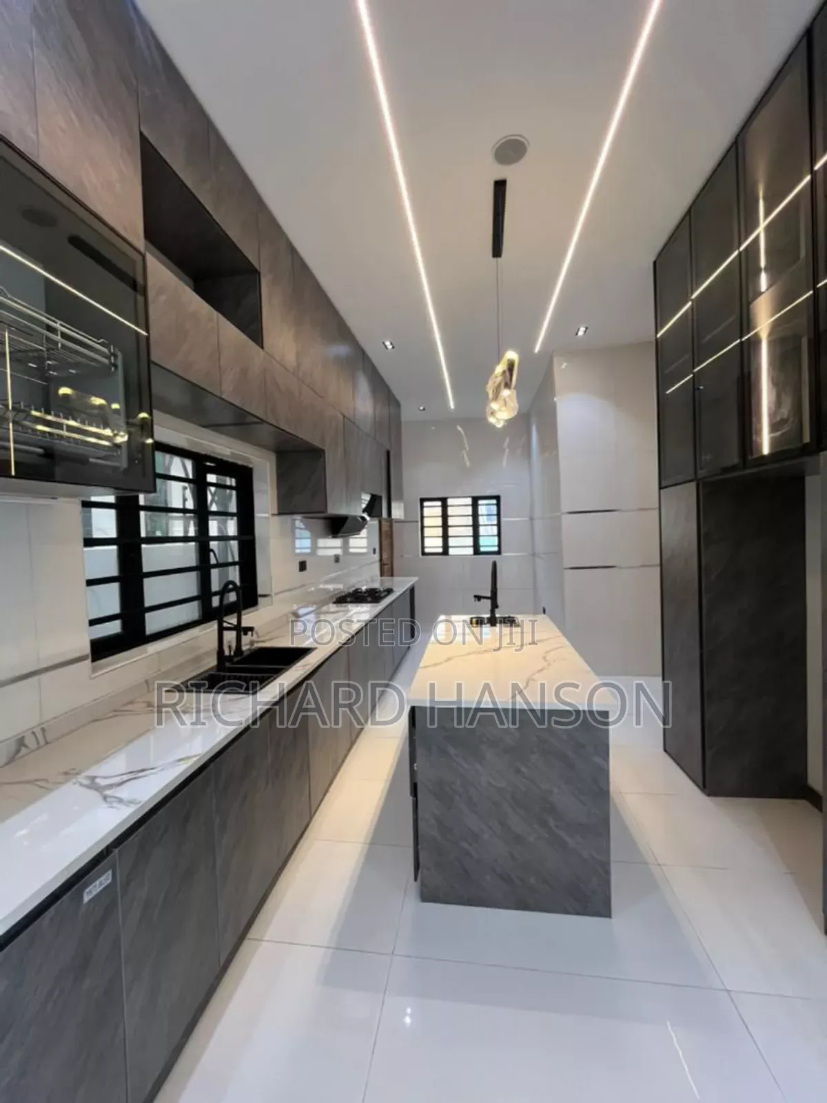 5bdrm Duplex in Inside Ajah for sale