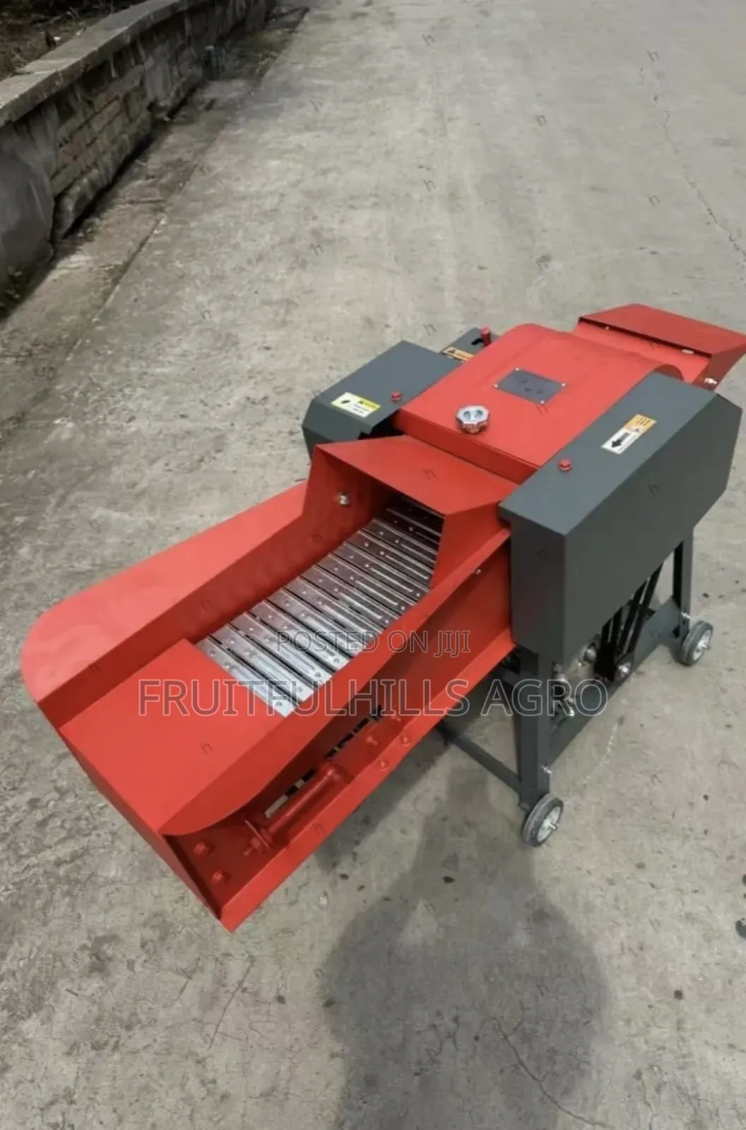 Chaff Cutter With Conveyor