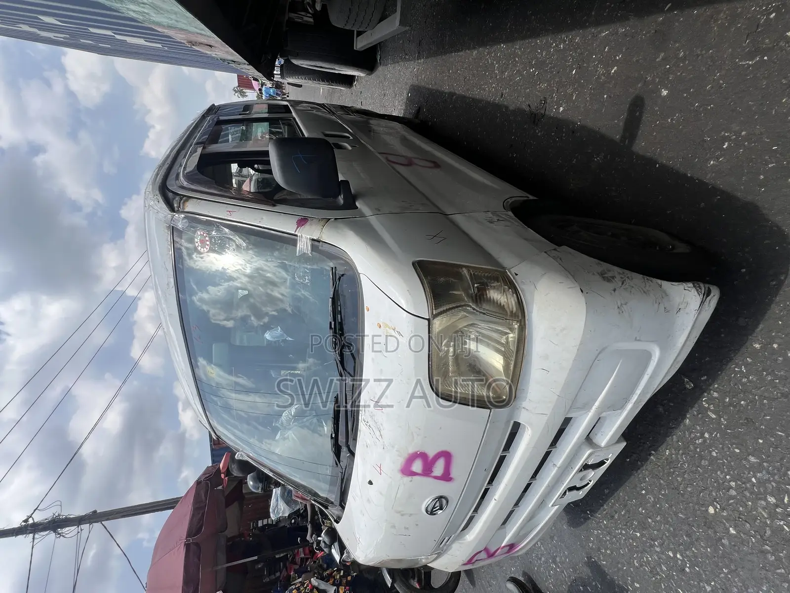 Daihatsu Hijet 2012 White