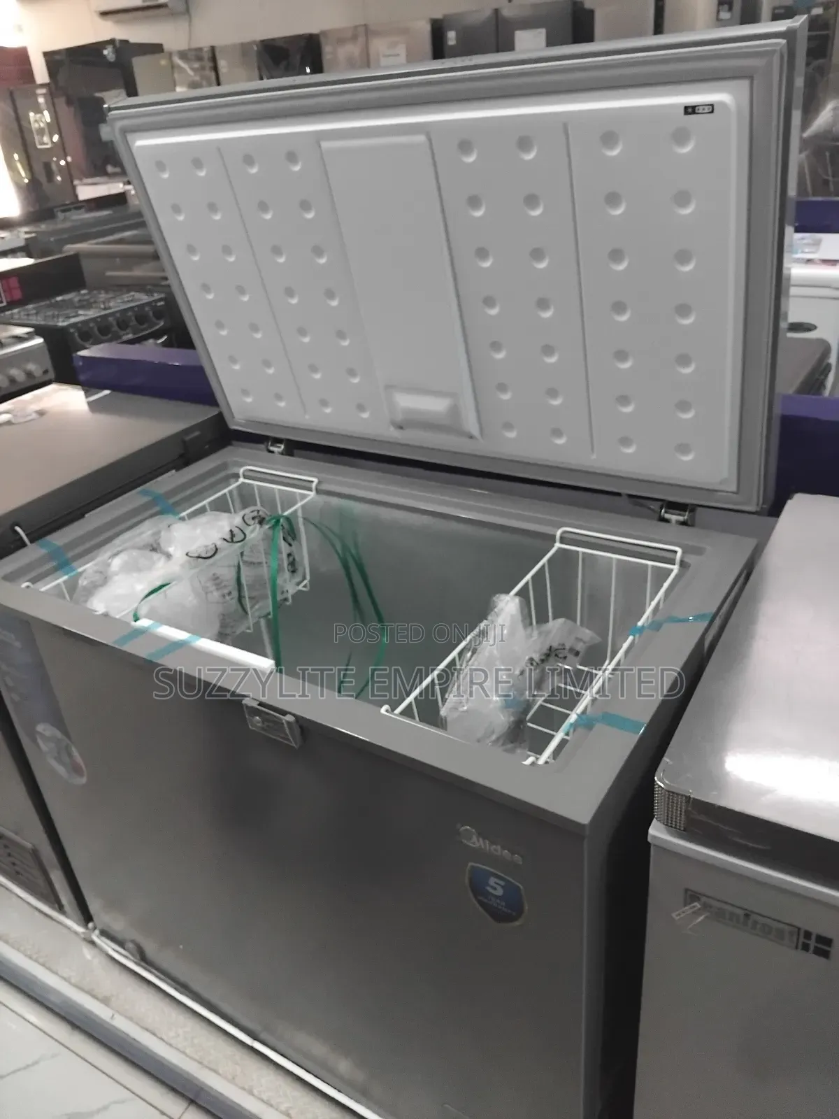 Midea 345 Liters Chest Freezer Low Energy