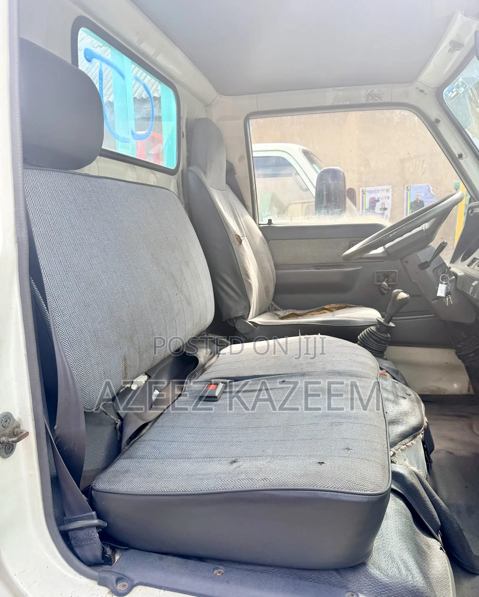 Toyota Dyna 200 First Body Tokunbo Standard