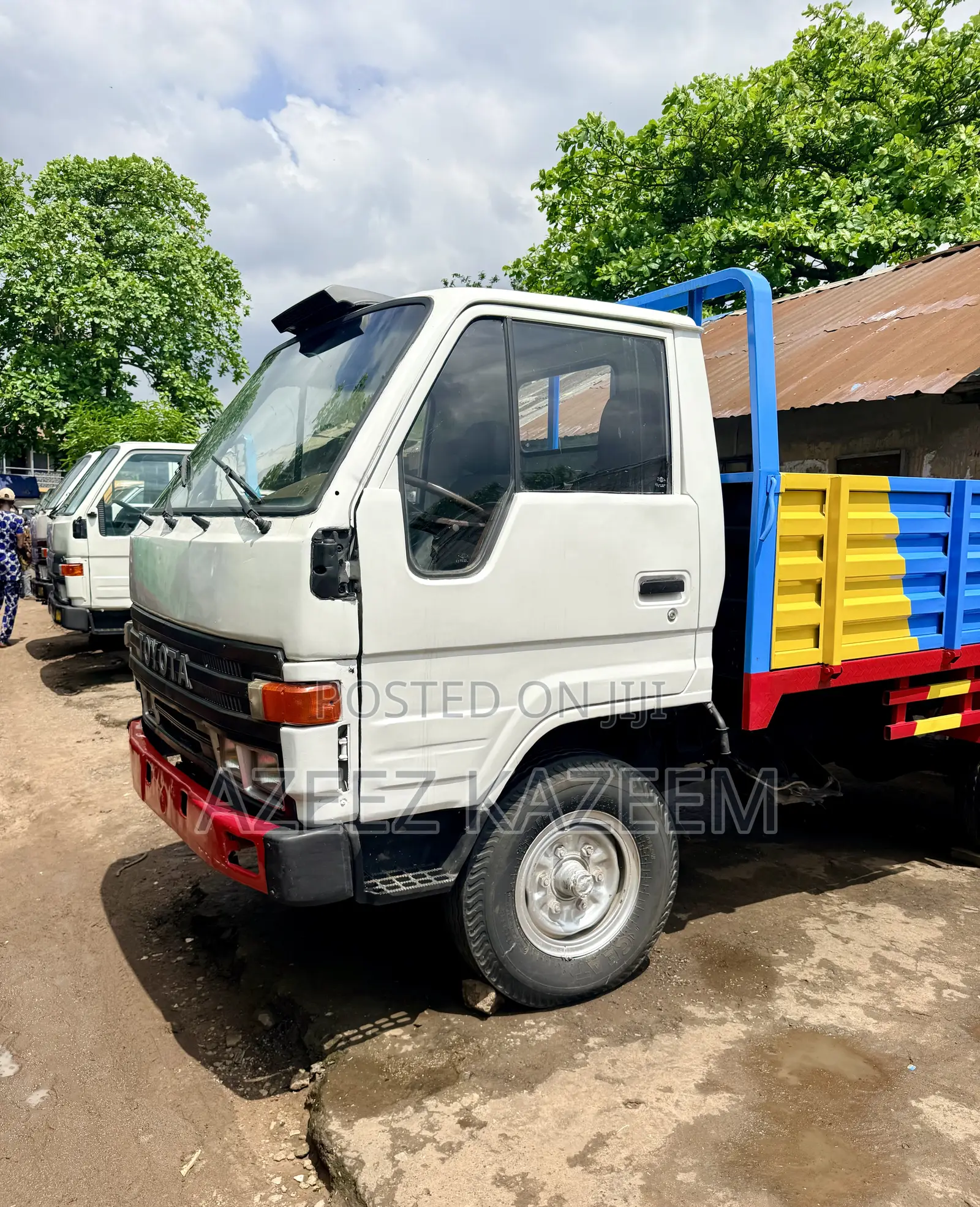 Toyota Dyna 200 Outside Spring 4 Wheels
