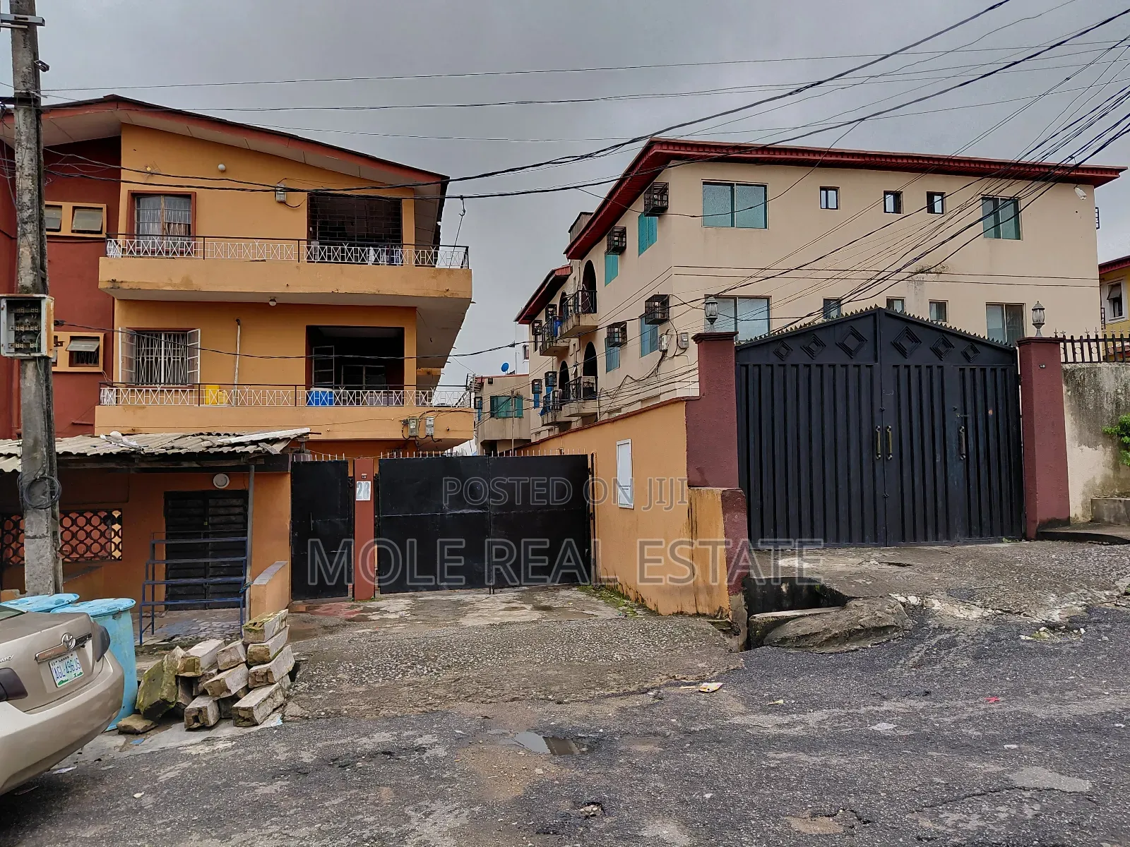 600sqm ( 1 Plot ) 4 Sale Facing Moshalashi. Ipaja Rd