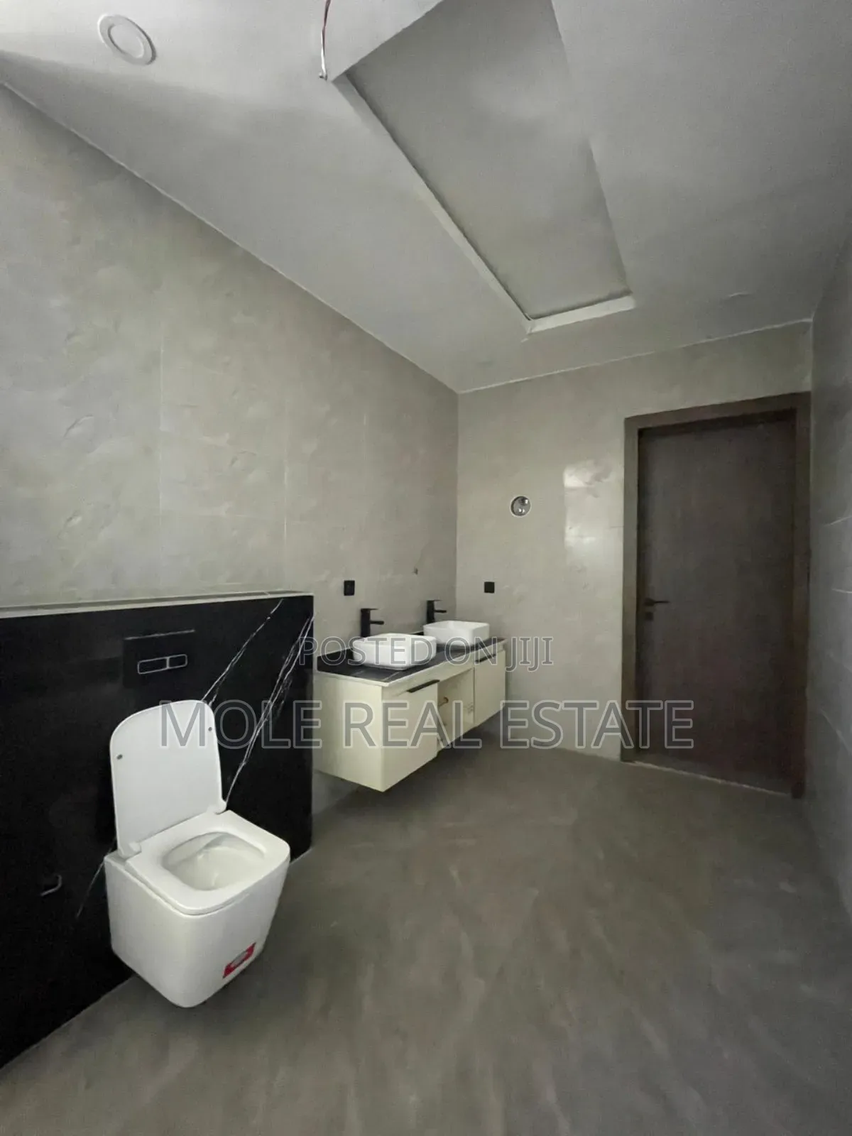 Furnished 2bdrm Apartment in Adeniyi Jones Ikeja for sale