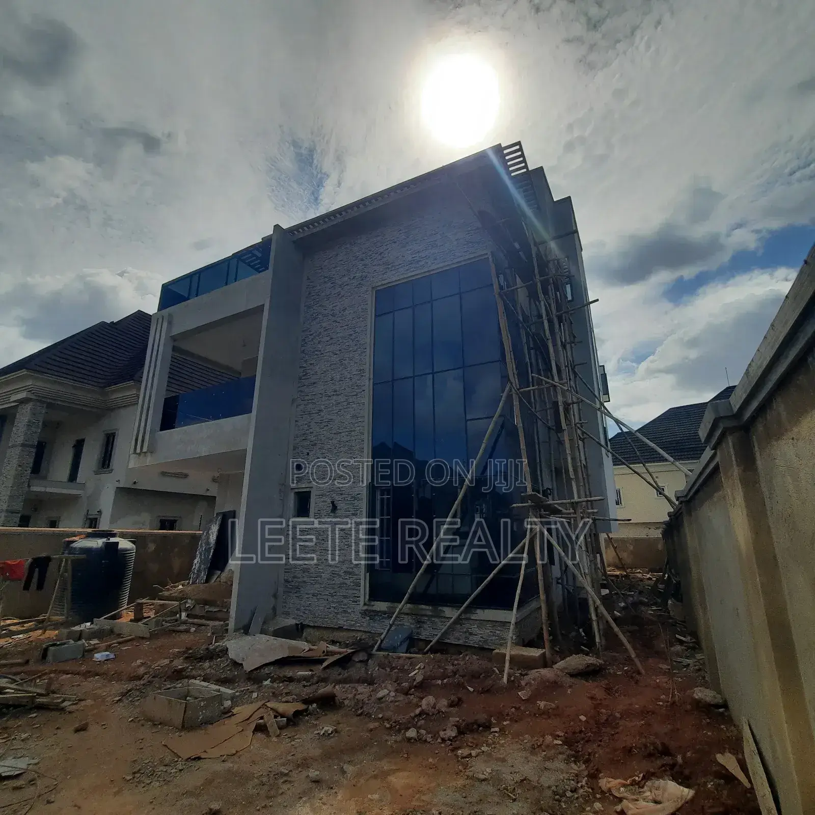 5bdrm Duplex in Apo Resettlement for sale