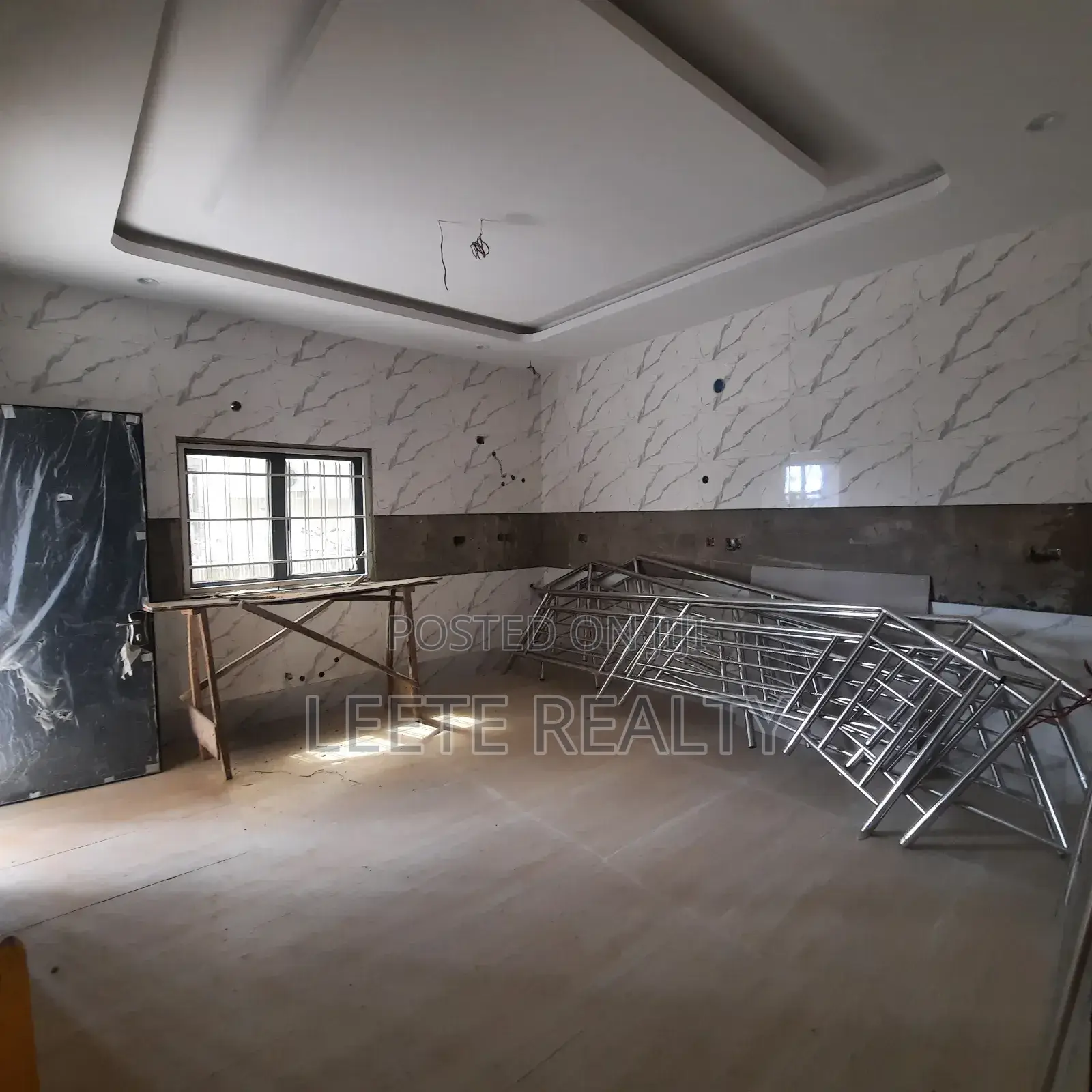 5bdrm Duplex in Apo Resettlement for sale