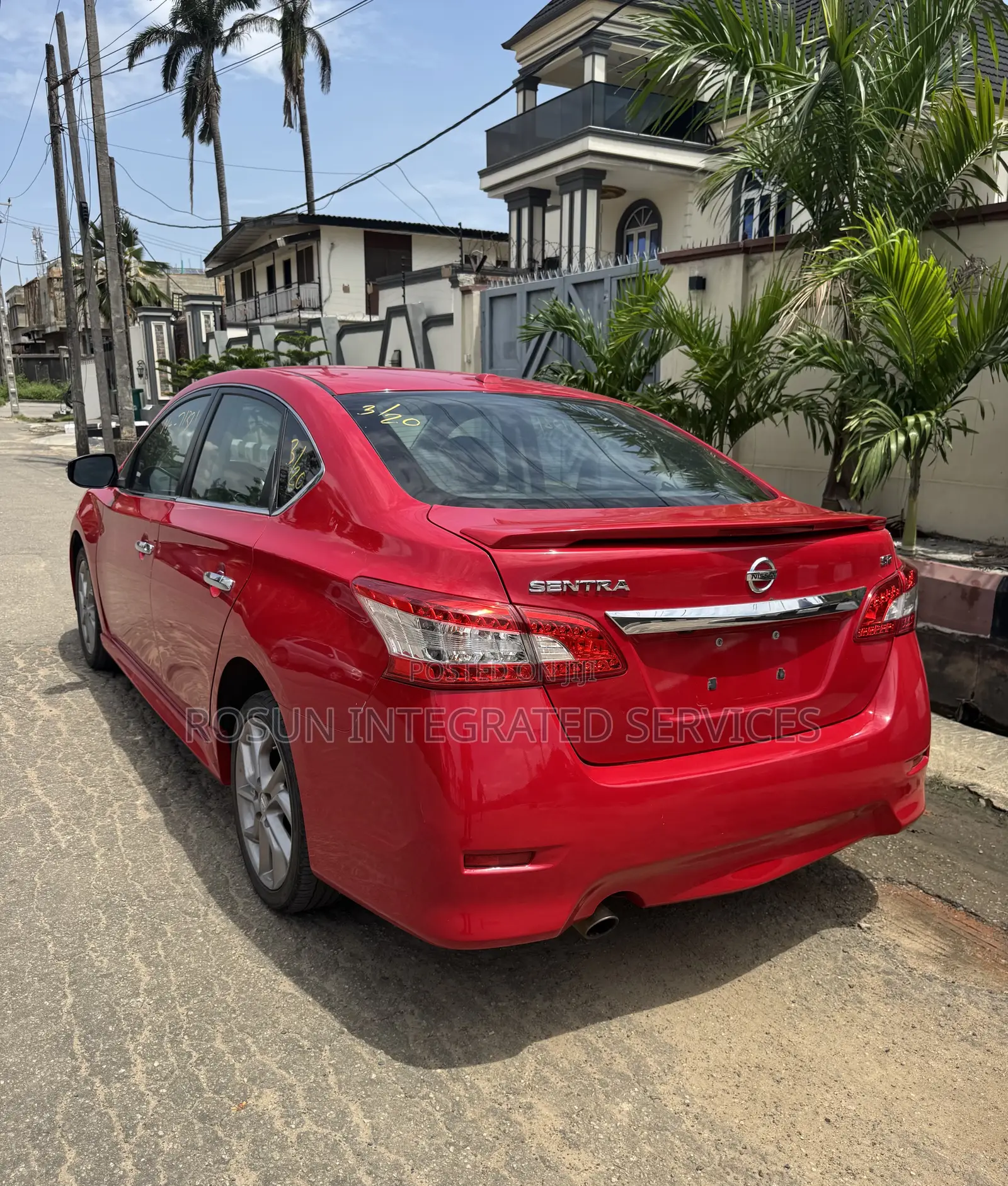 Nissan Sentra SR 4dr Sedan (1.8L 4cyl CVT) 2015 Red