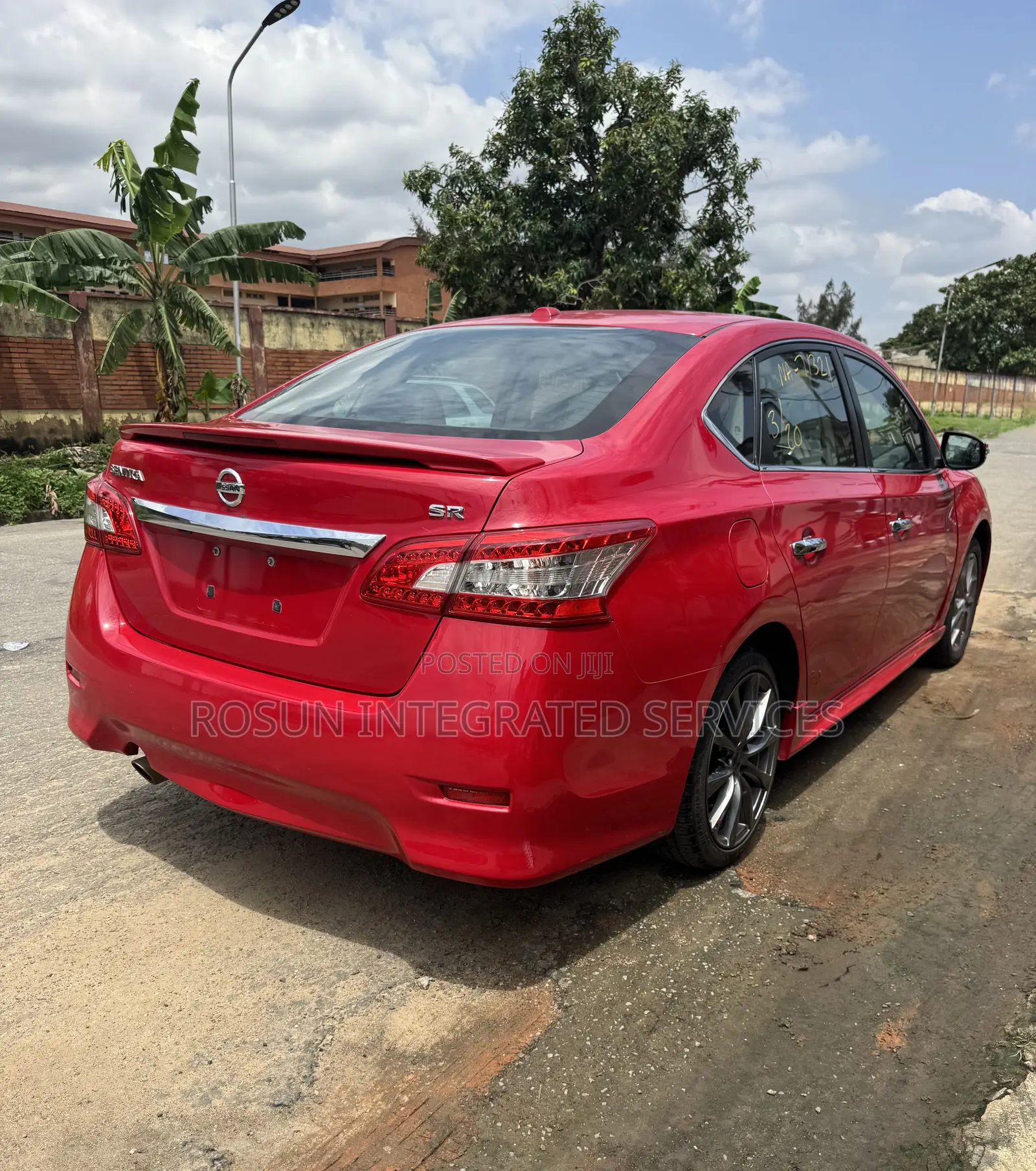 Nissan Sentra SR 4dr Sedan (1.8L 4cyl CVT) 2015 Red