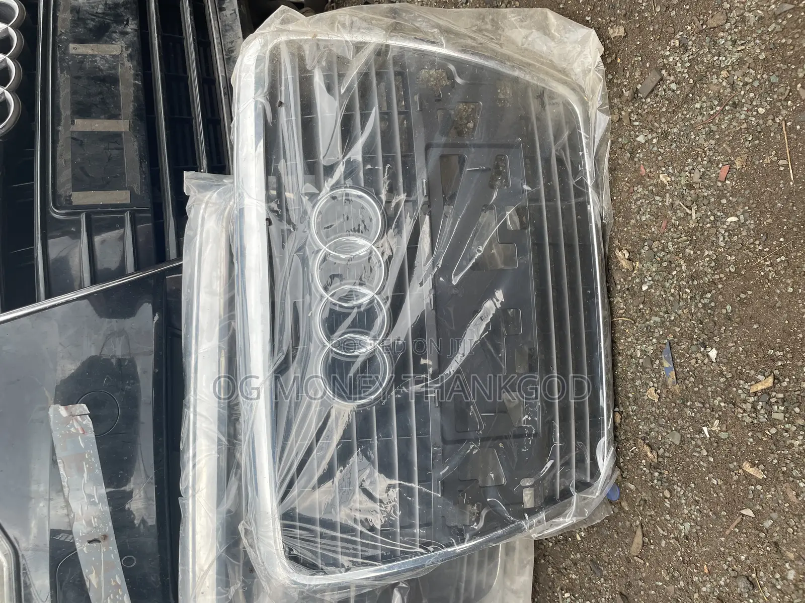 Front Grill Audi A6l 2007