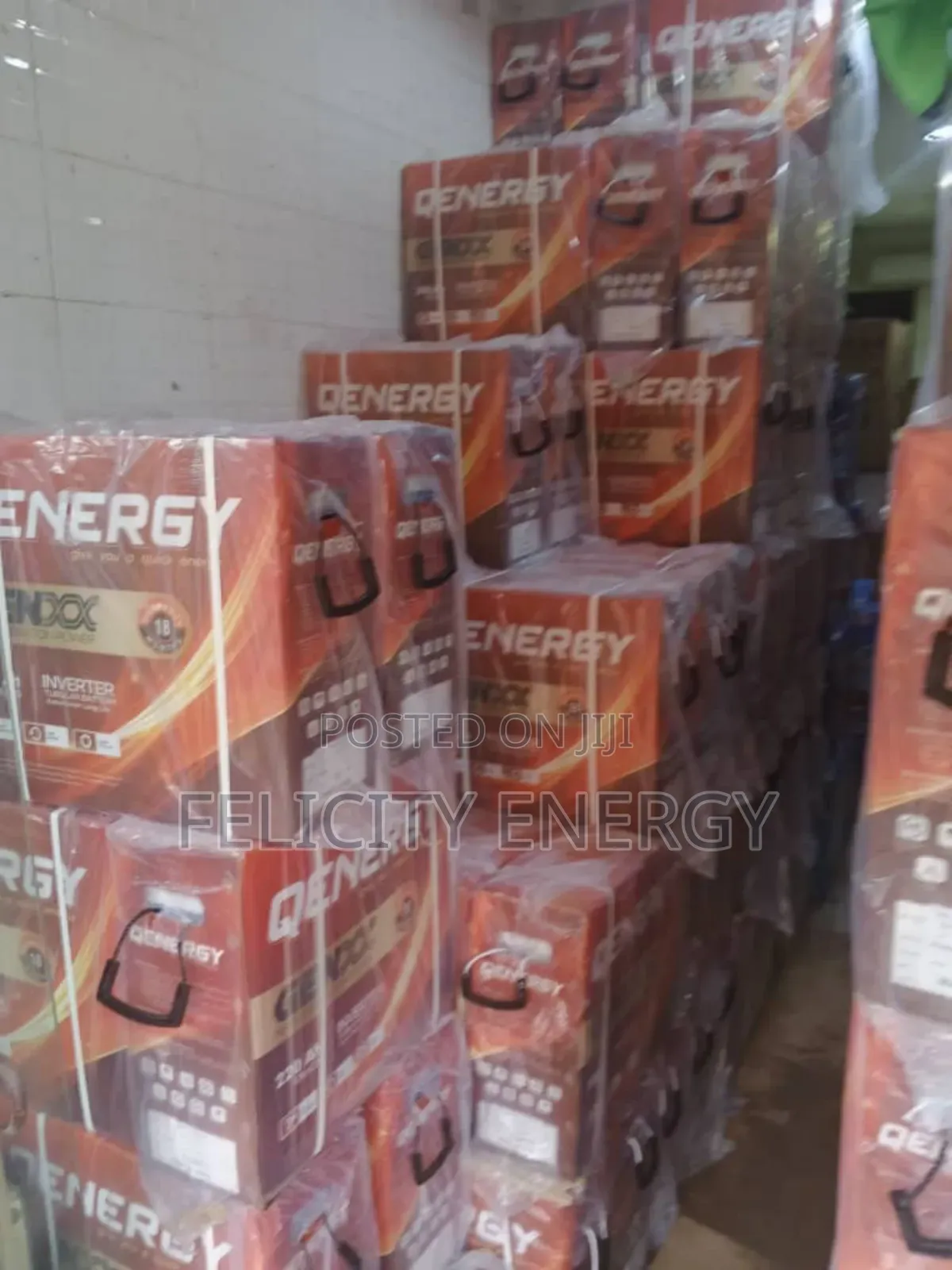 Qenergy Tubular Battery 220amps 12v
