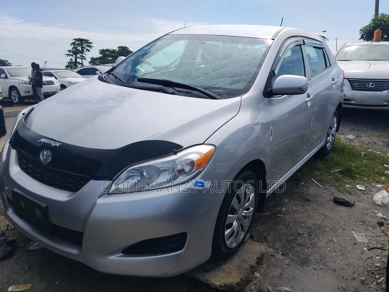Toyota Matrix Hatchback FWD (1.8L 4cyl 5M) 2009 Silver