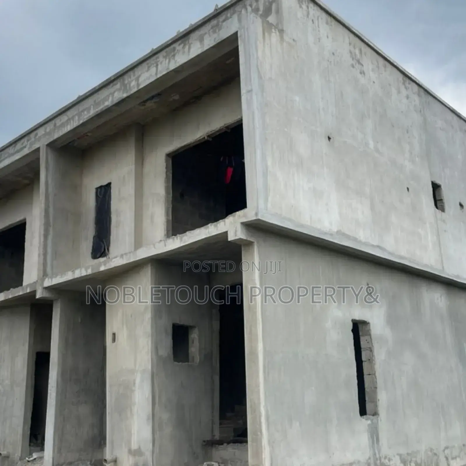 4bdrm Duplex in Warri Delta State for sale