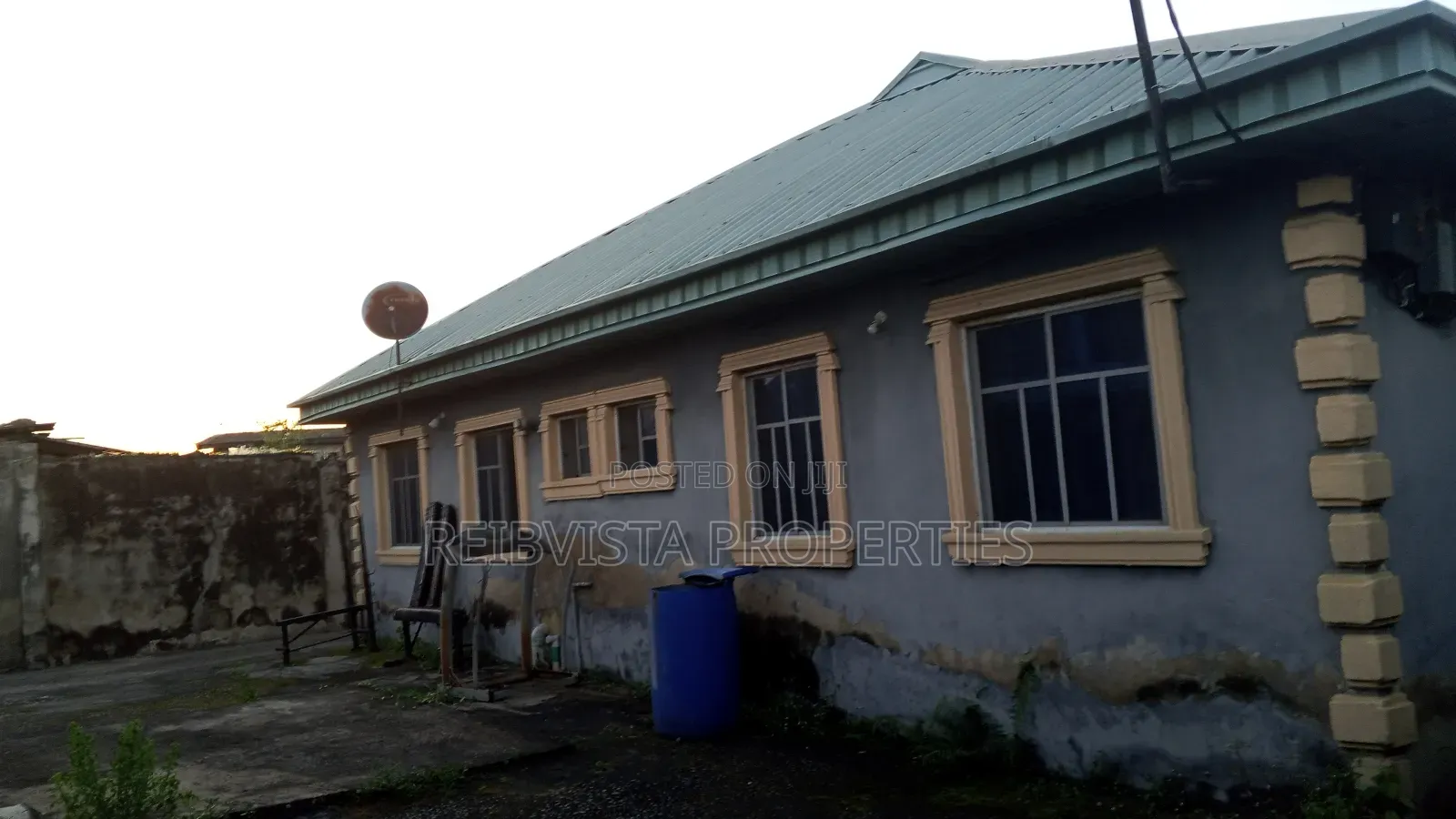 Furnished 8bdrm Bungalow in Irawo, Kosofe / Kosofe for sale