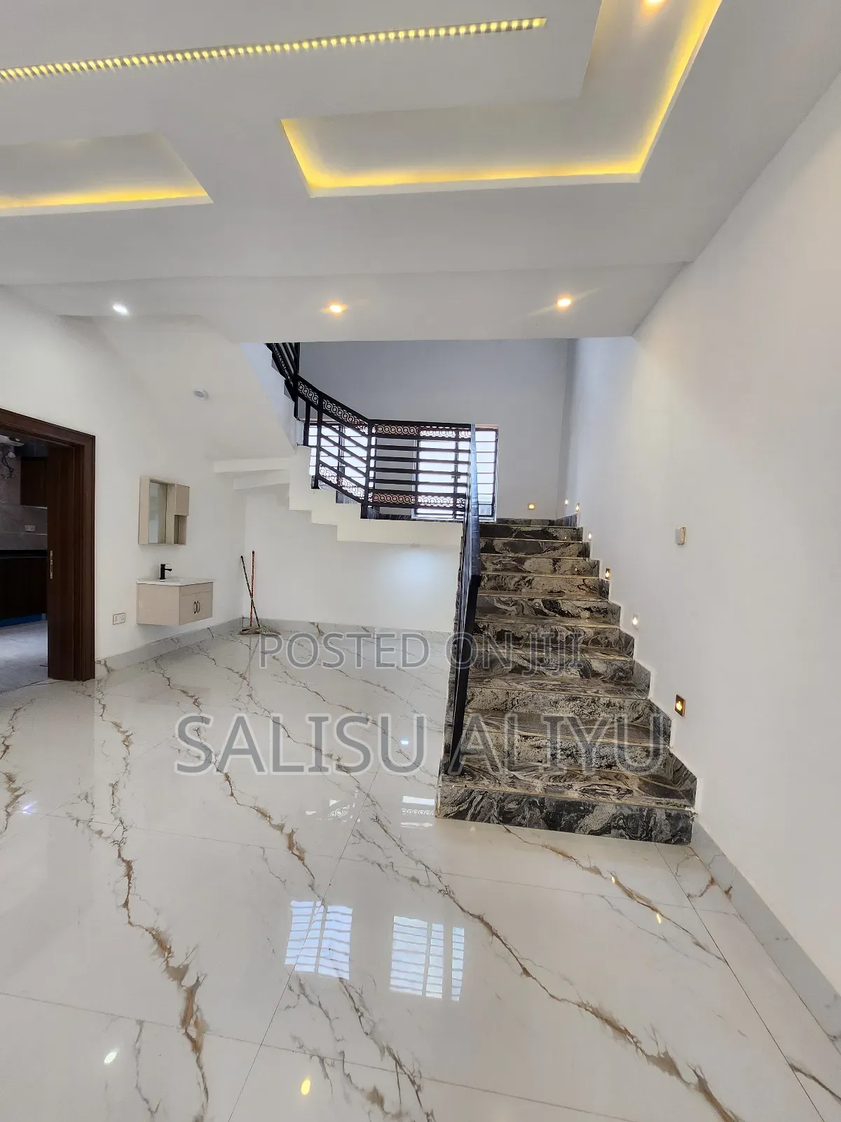 4bdrm Duplex in Dantata, Kubwa for sale
