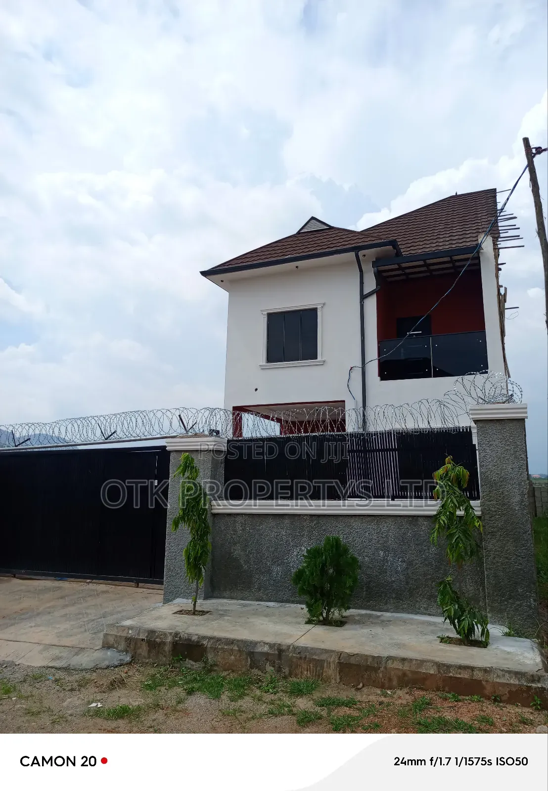4bdrm Duplex in Dantata Estate Kubwa for sale