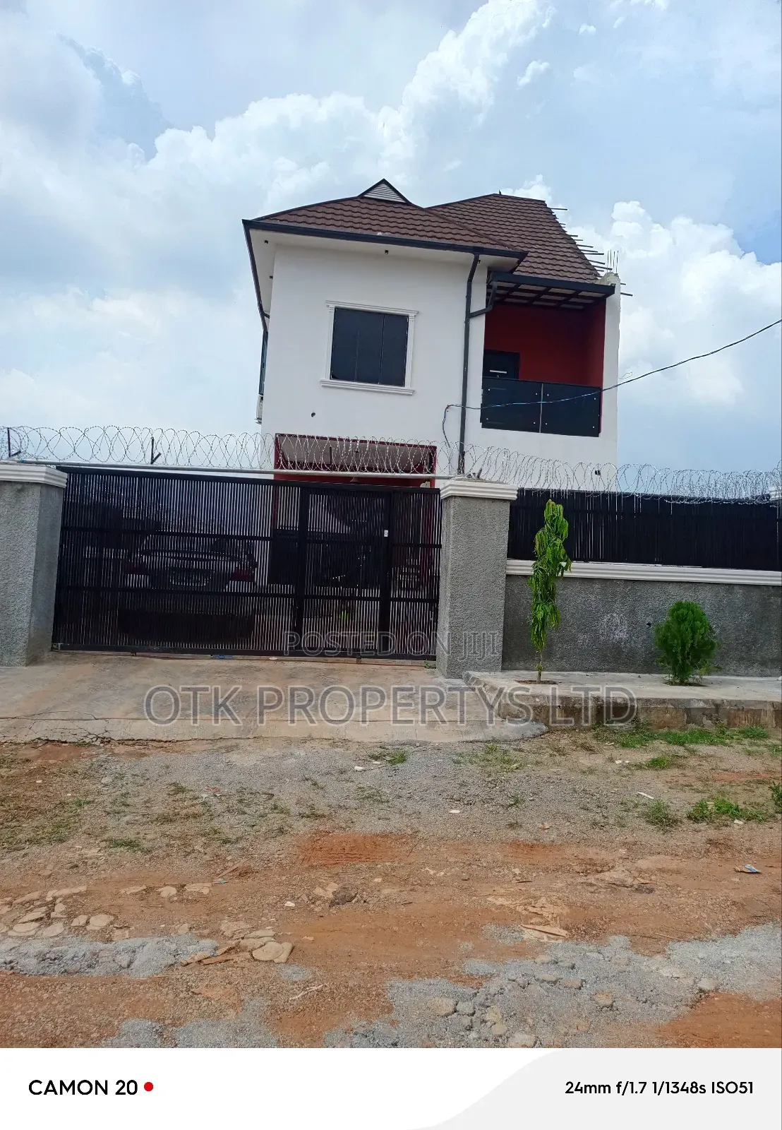 4bdrm Duplex in Dantata Estate Kubwa for sale