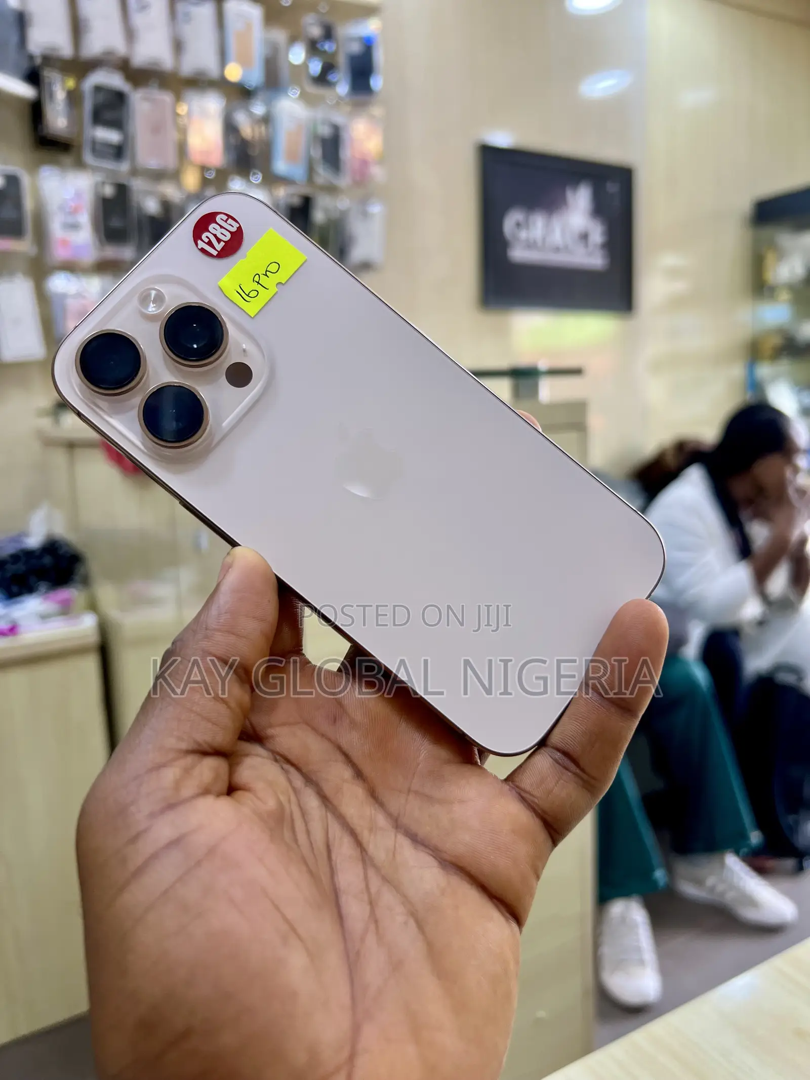 Apple iPhone 16 Pro 128 GB Gold