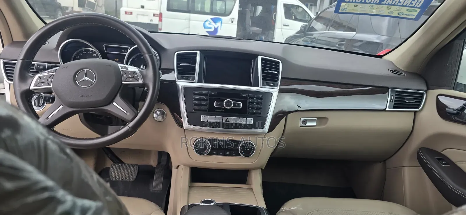 Mercedes-Benz M Class ML350 4MATIC 4dr SUV AWD (3.5L 6cyl 7A) 2015