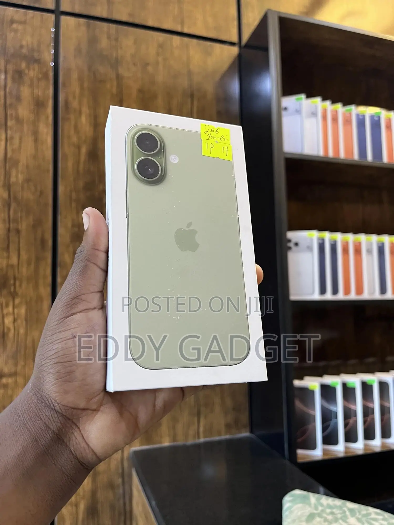 New Apple iPhone 17 256 GB