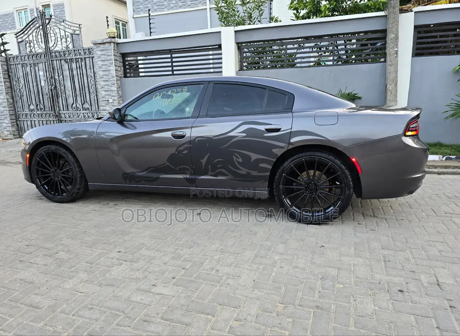 Dodge Charger 2019 Gray