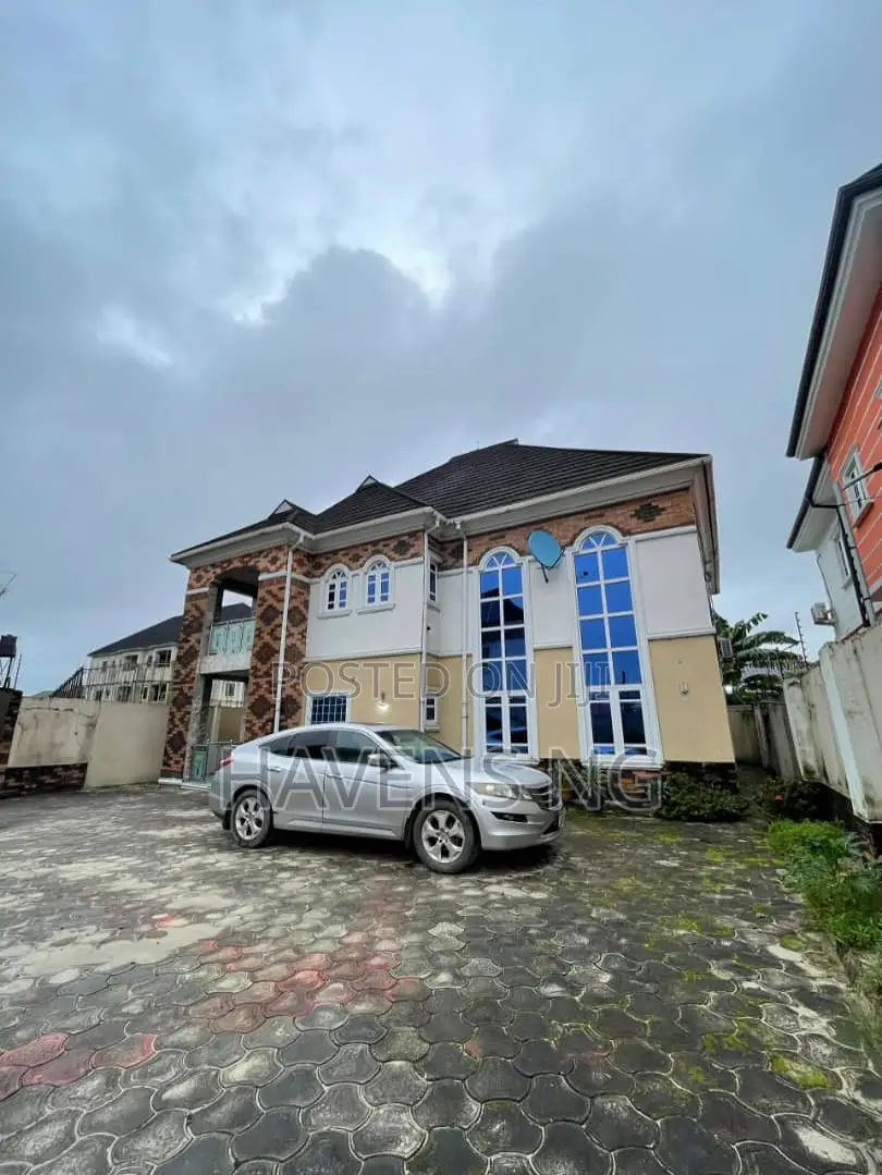 5bdrm Duplex in Obio-Akpor for sale