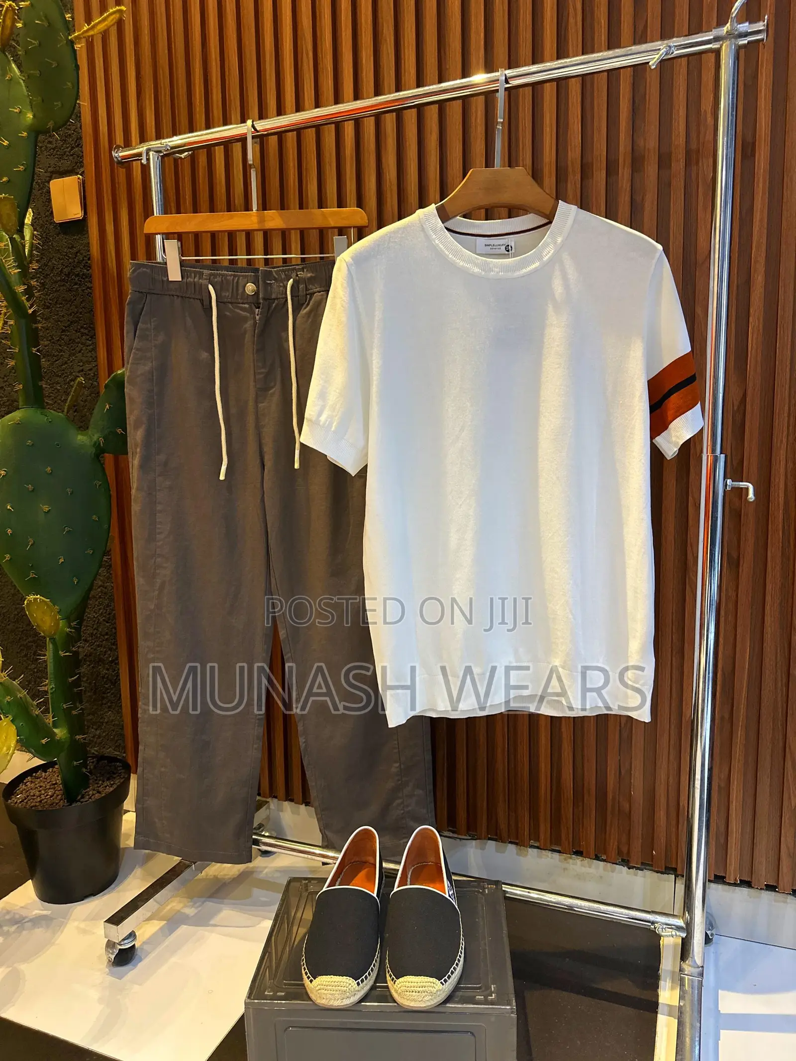 Classic Top And Pant For Men With Unique Quality
