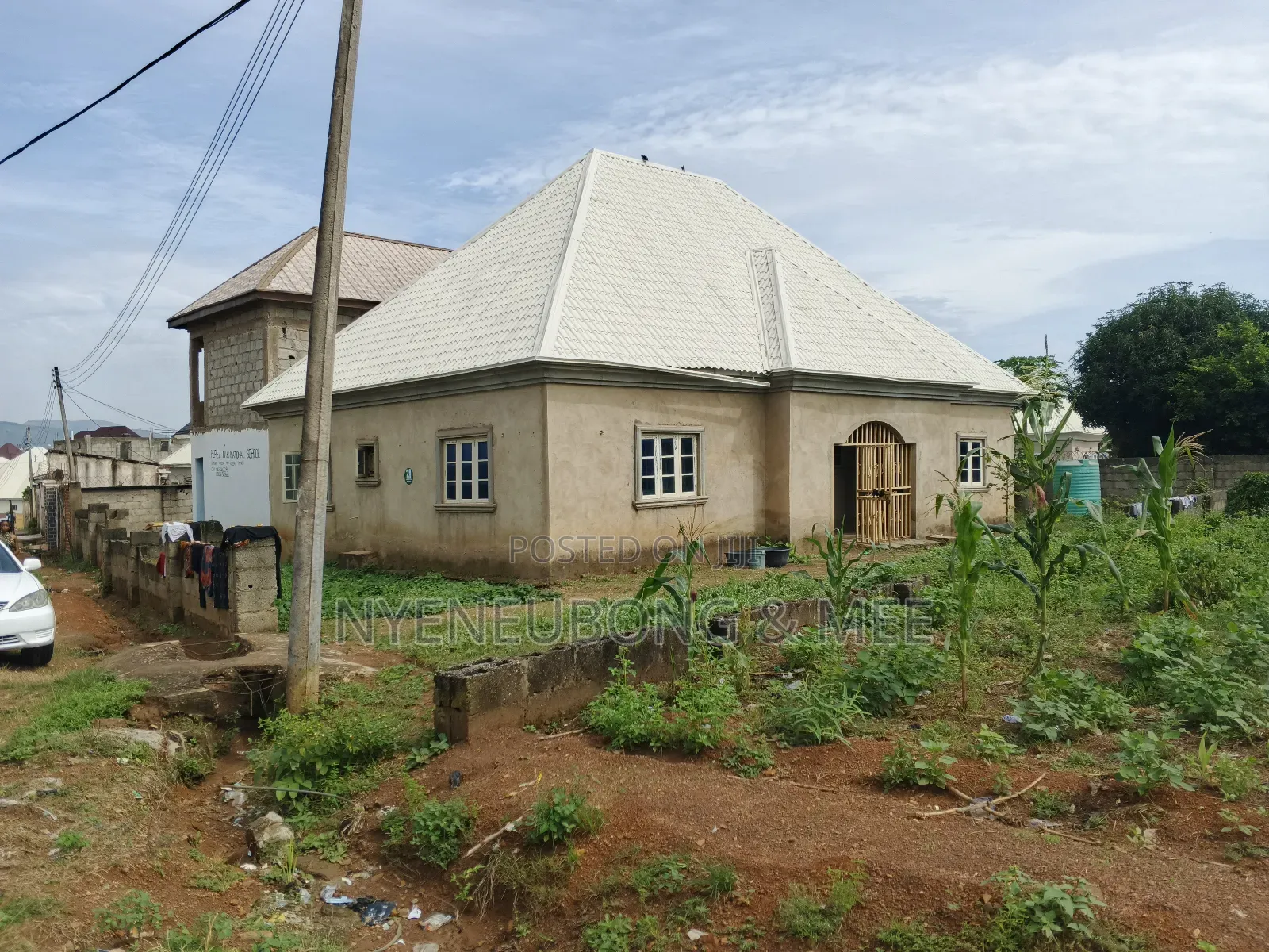 3bdrm Bungalow in Nurses Estate Phase, Karu for sale
