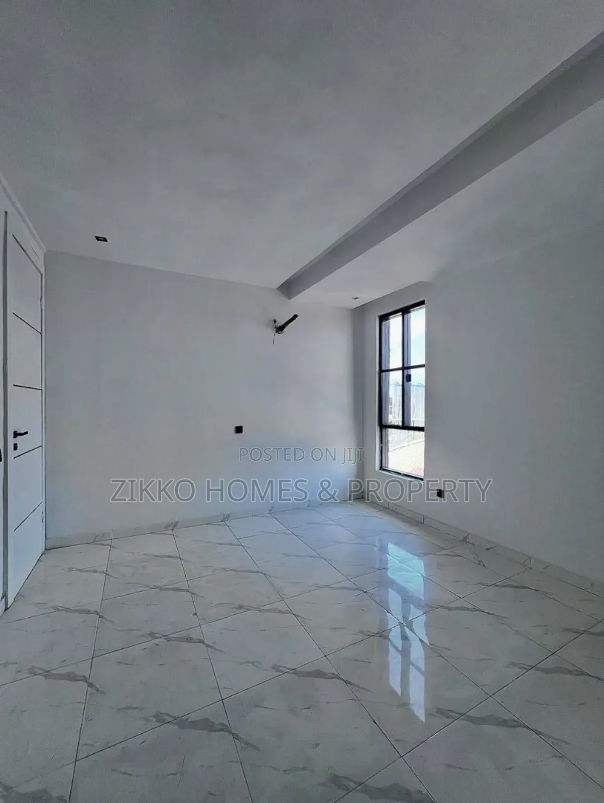 2bdrm Apartment in Ikate, Lekki Phase 1 for sale