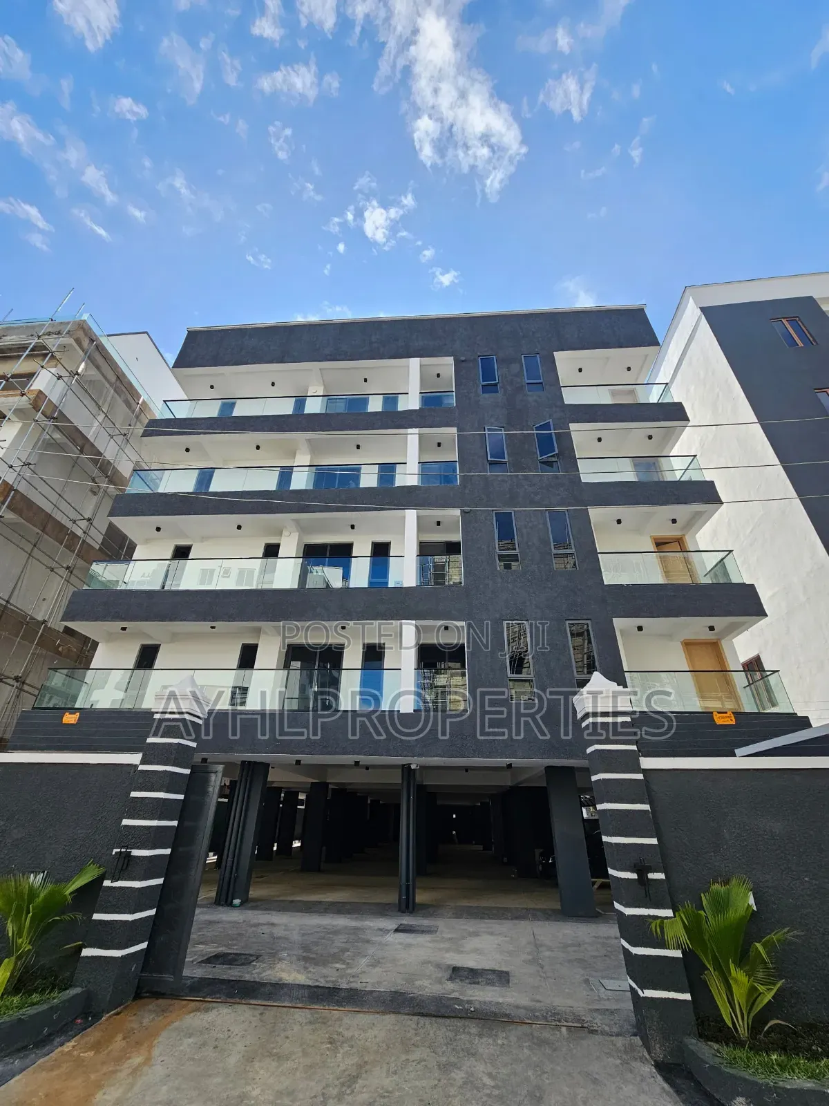 2bdrm Apartment in Ikate Lekki for sale