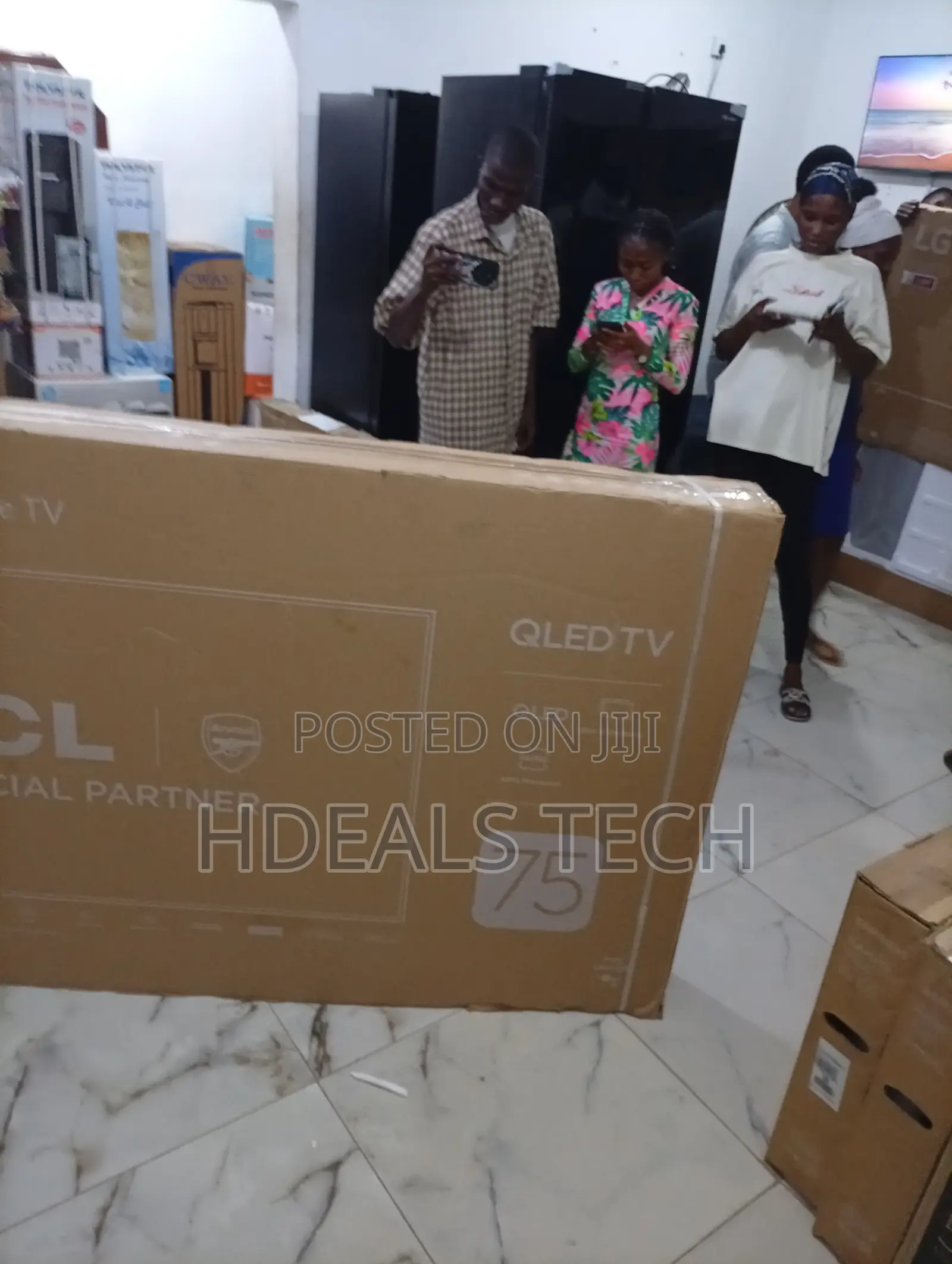 Ultrasharp TCL 75 – Rich Color, Sharp Image, With Preinstalled Youtube