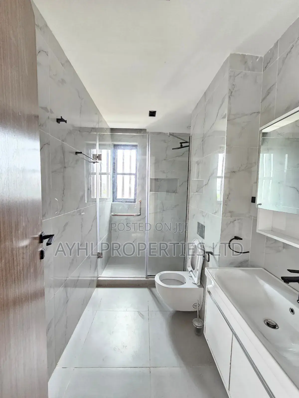 2bdrm Apartment in Ikate Lekki for sale