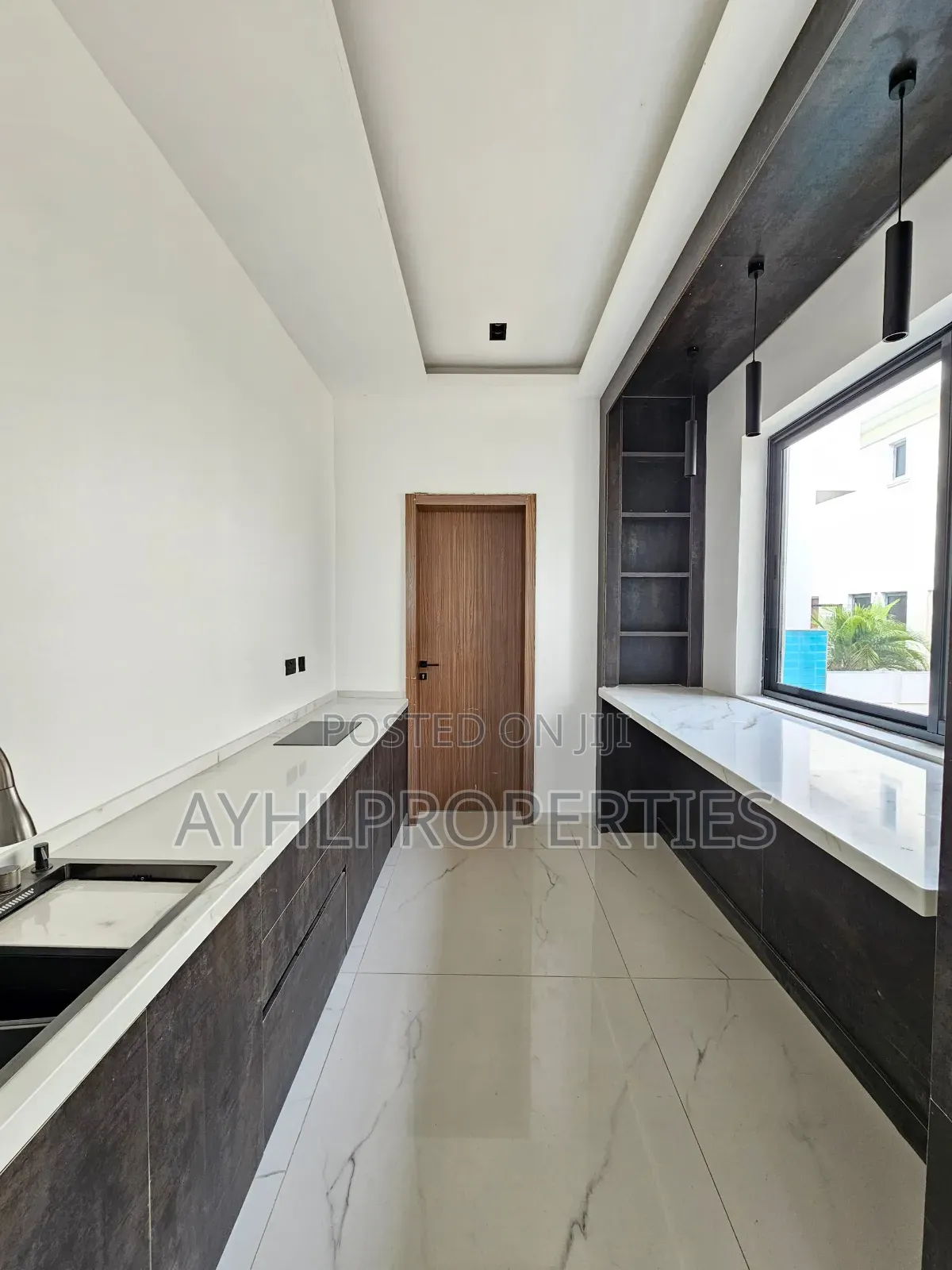 2bdrm Apartment in Ikate Lekki for sale